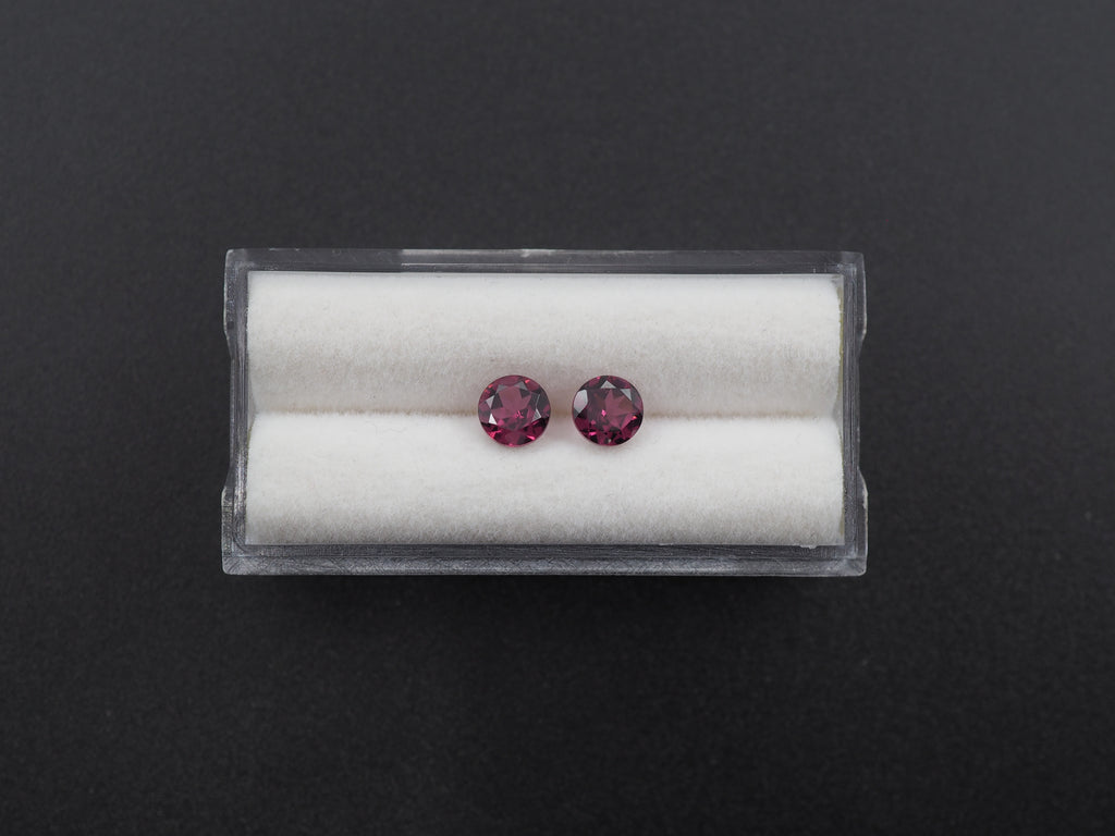 Rhodolite Garnet Faceted Round 5mm Approximately 1.64 Carat, 2 Pieces