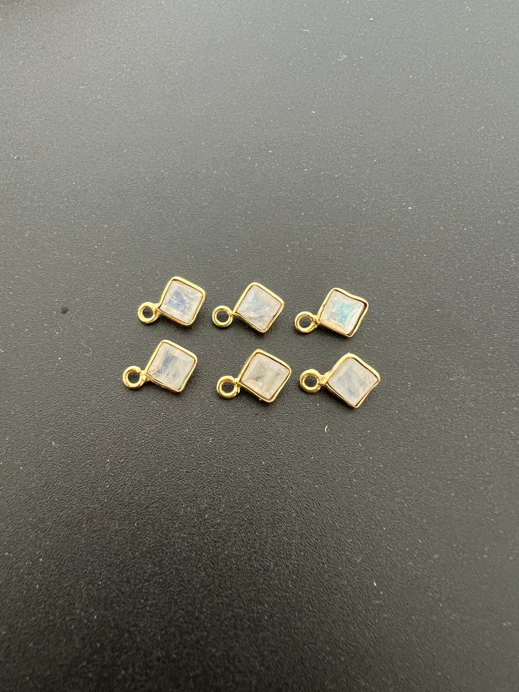 Rainbow Moonstone 18K Gold Filled Bezel 6mm, Single Connector, Moonstone Charm (GTG-GBM-7)