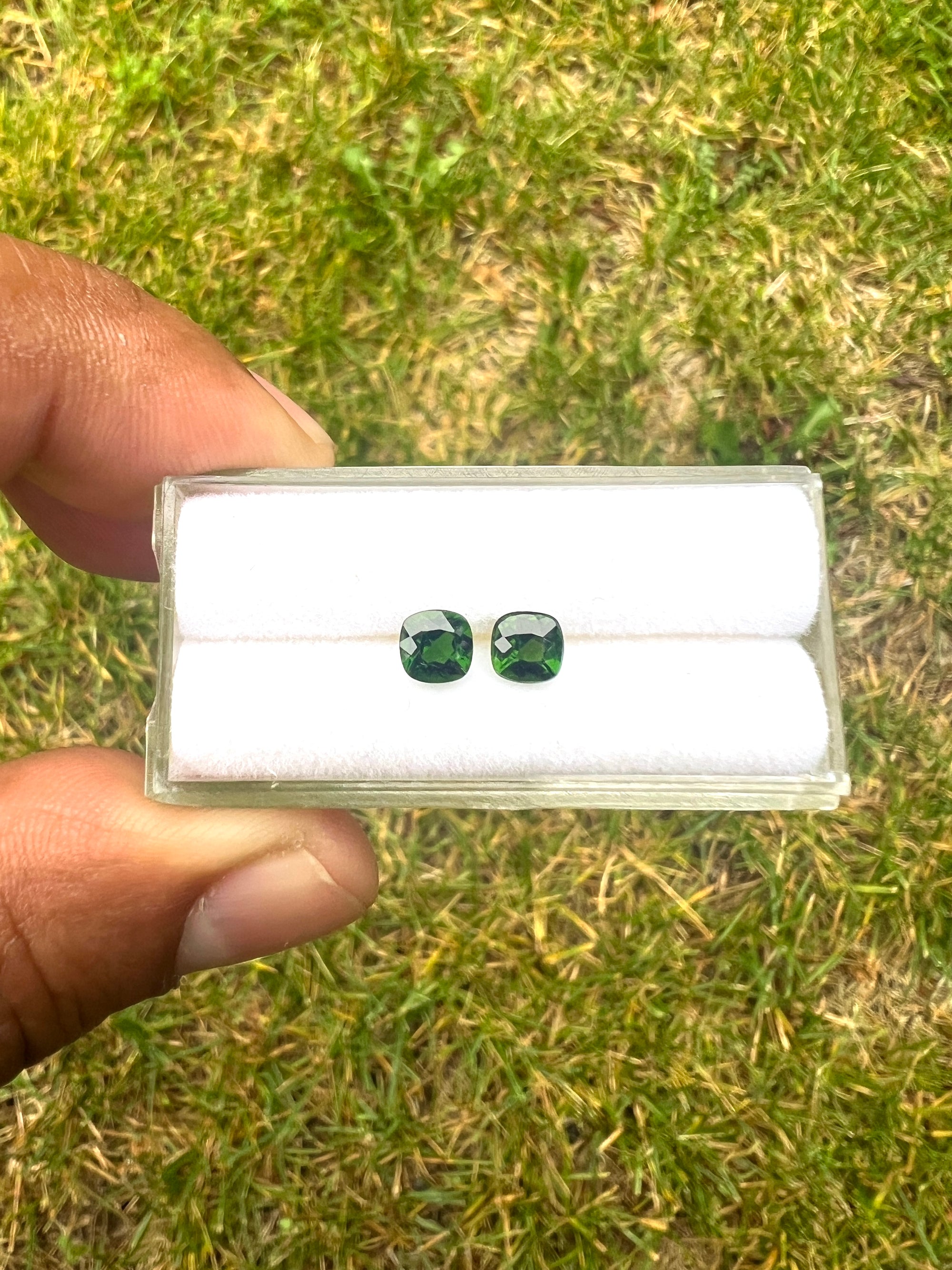 Chrome Diopside square shape  5x5mm approximately 1.18 carat (GTG-CD-6)