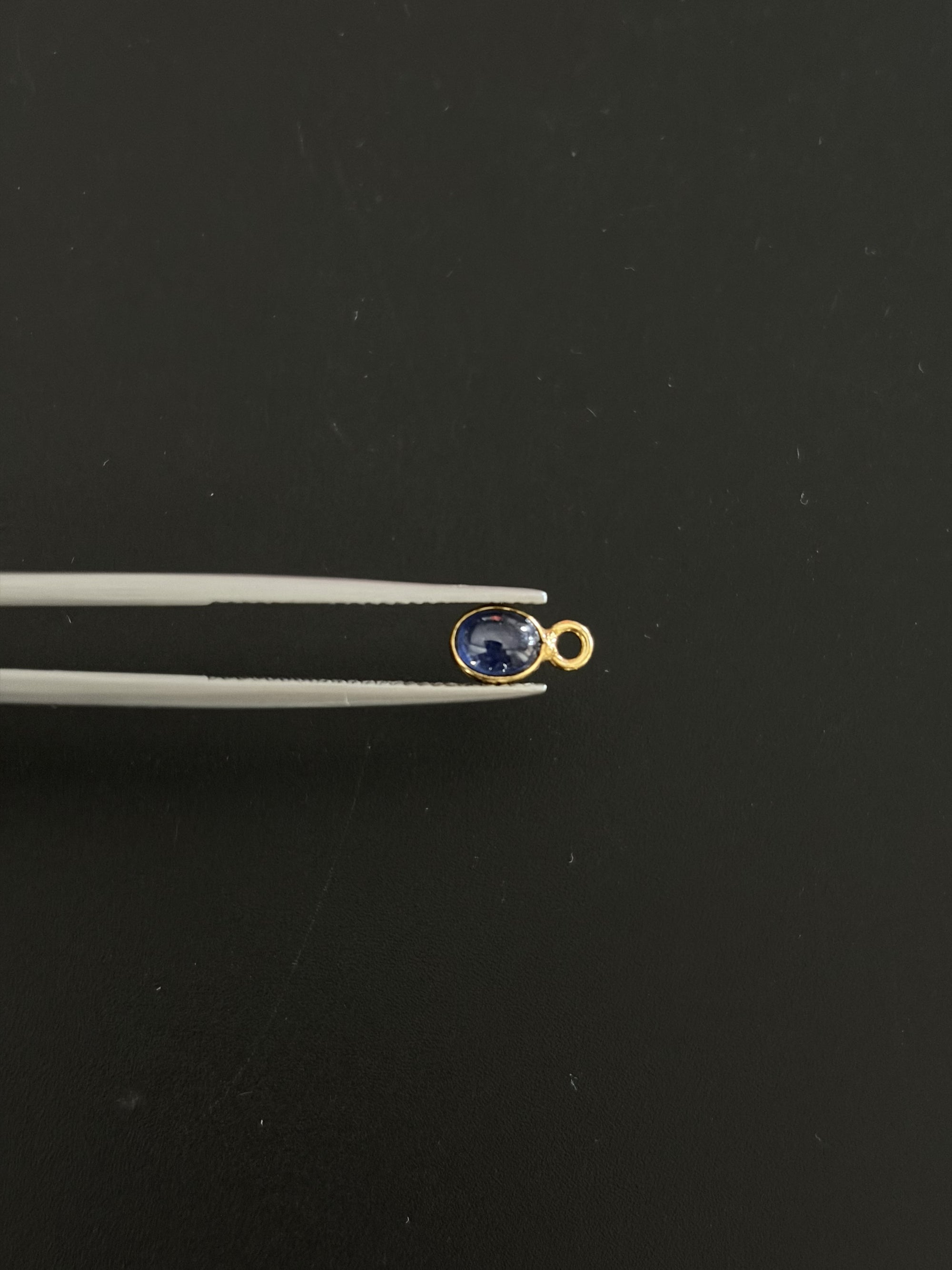 Blue Sapphire 18K Gold Filled Bezel 5x4 mm, Single Connector