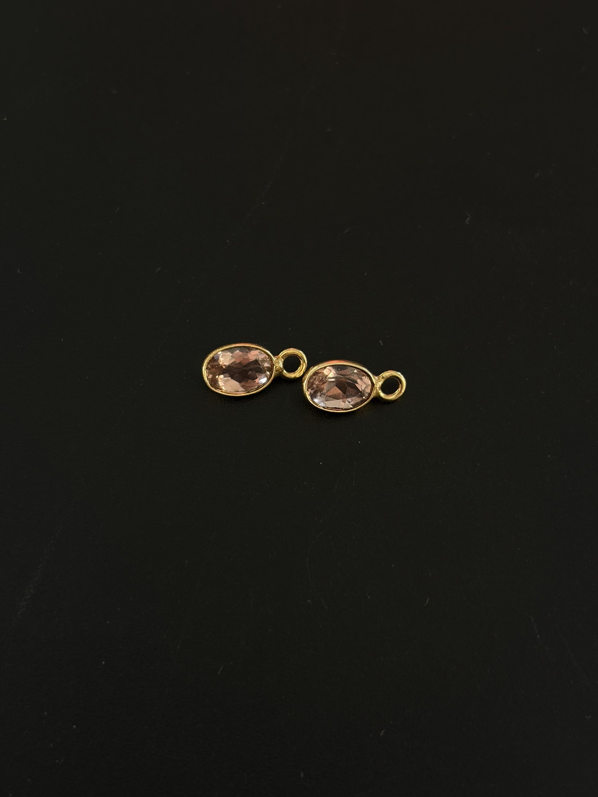 Tourmaline 18K Gold Filled Bezel 7x5 mm, Single Connector