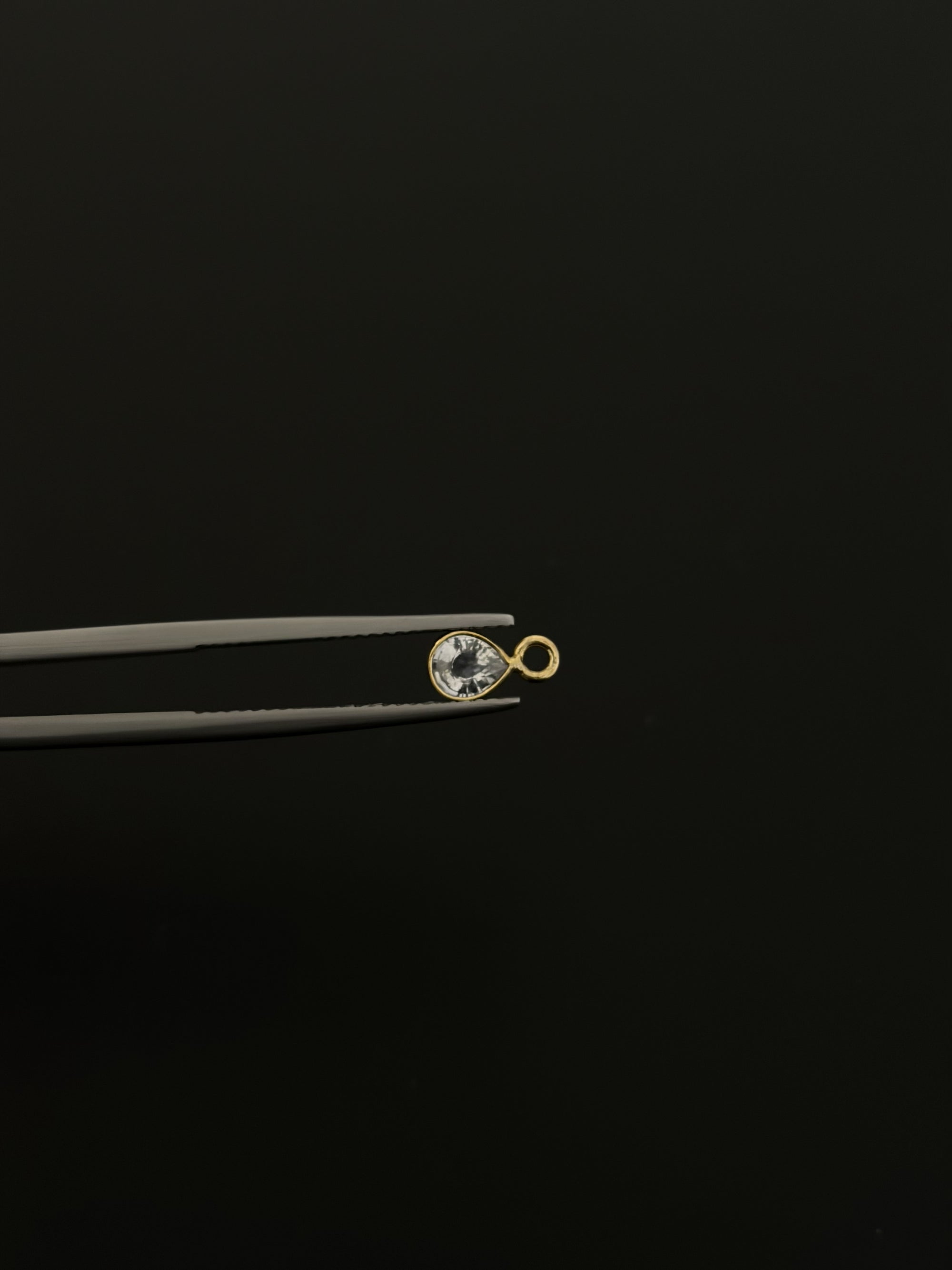 Natural Spinel 18K Gold Filled Bezel 5x4 mm, Single Connector