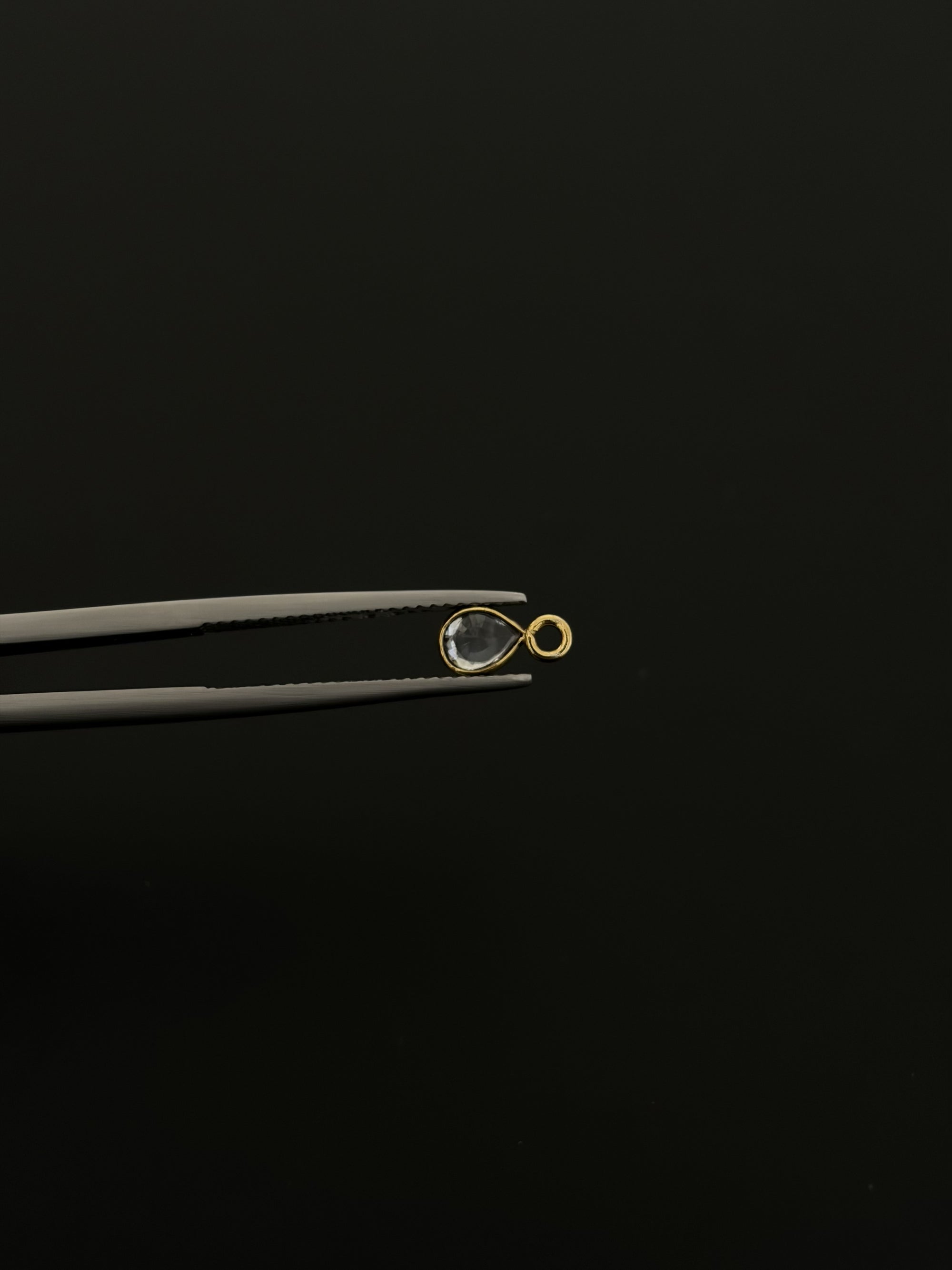 Natural Spinel 18K Gold Filled Bezel 5x4 mm, Single Connector