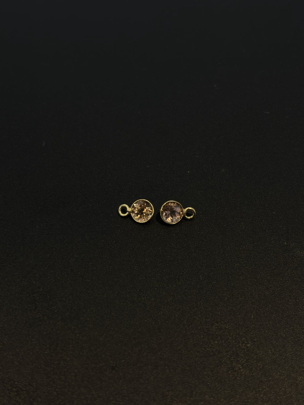 Tourmaline 18K Gold Filled Bezel 5 mm, Single Connector