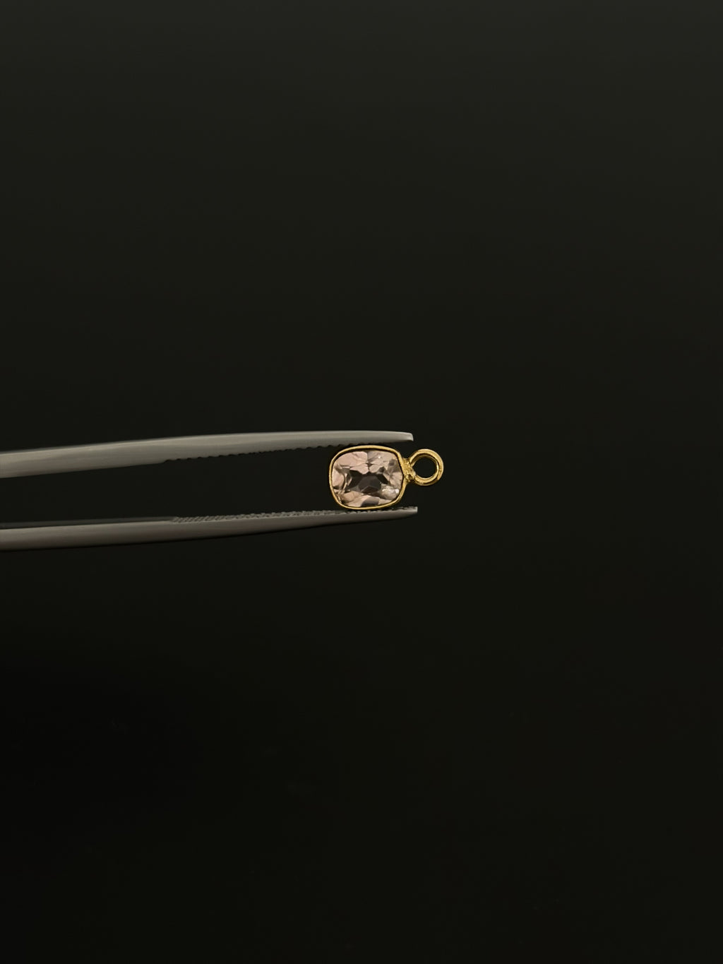 Natural Spinel 18K Gold Filled Bezel 6x5 mm, Single Connector