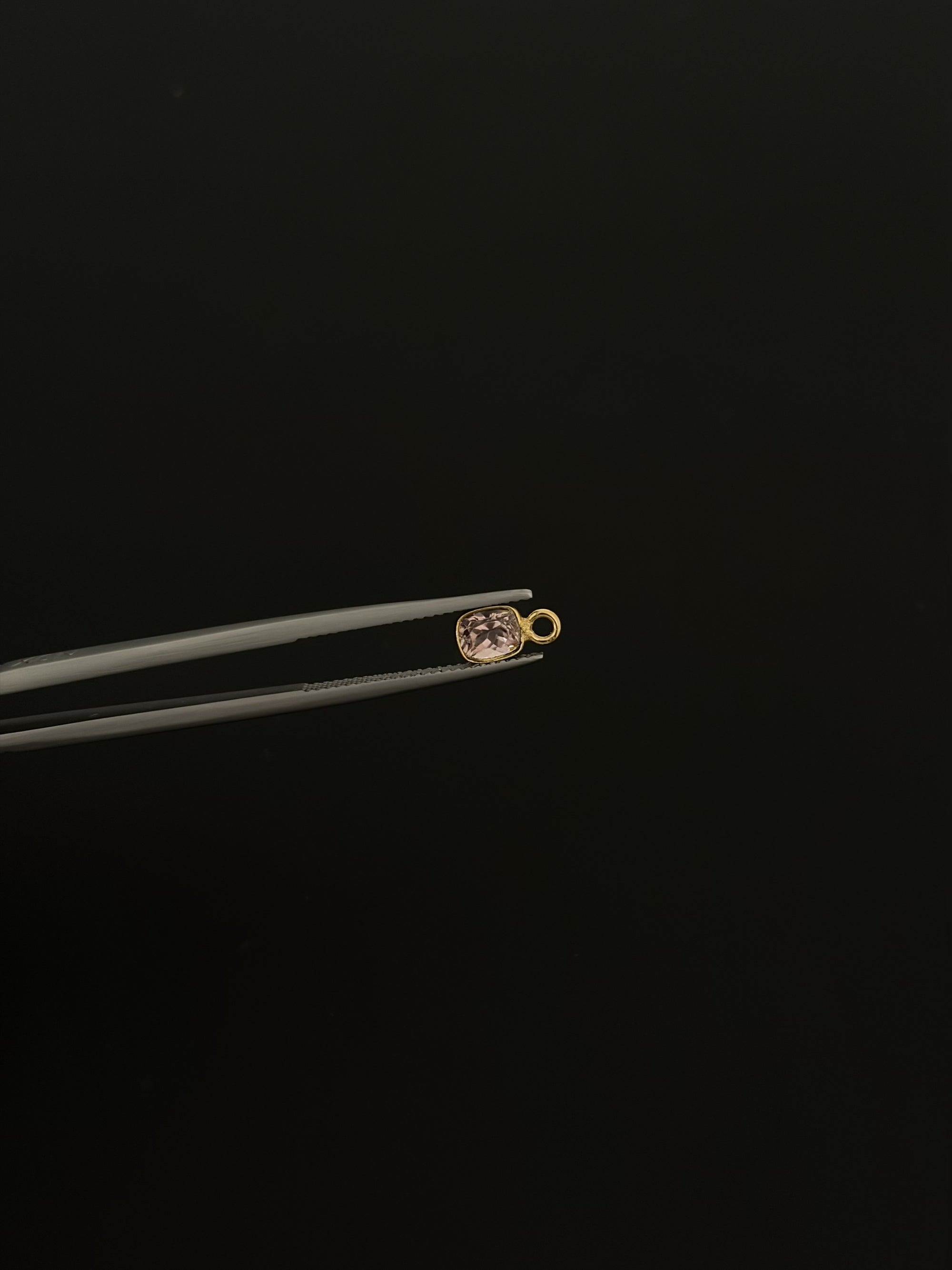 Tourmaline 18K Gold Filled Bezel 6x4 mm, Single Connector