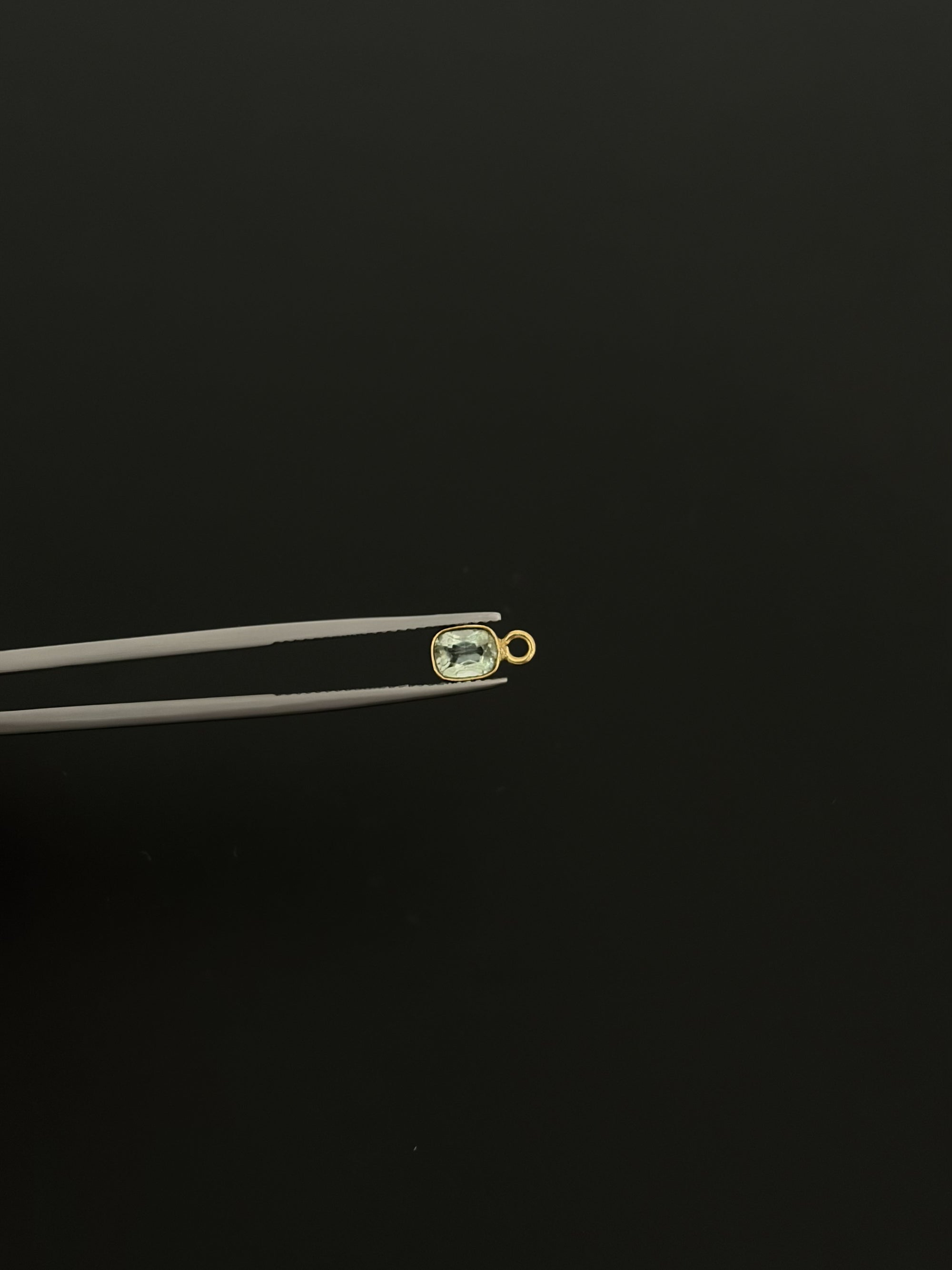 Tourmaline 18K Gold Filled Bezel 6x4 mm, Single Connector