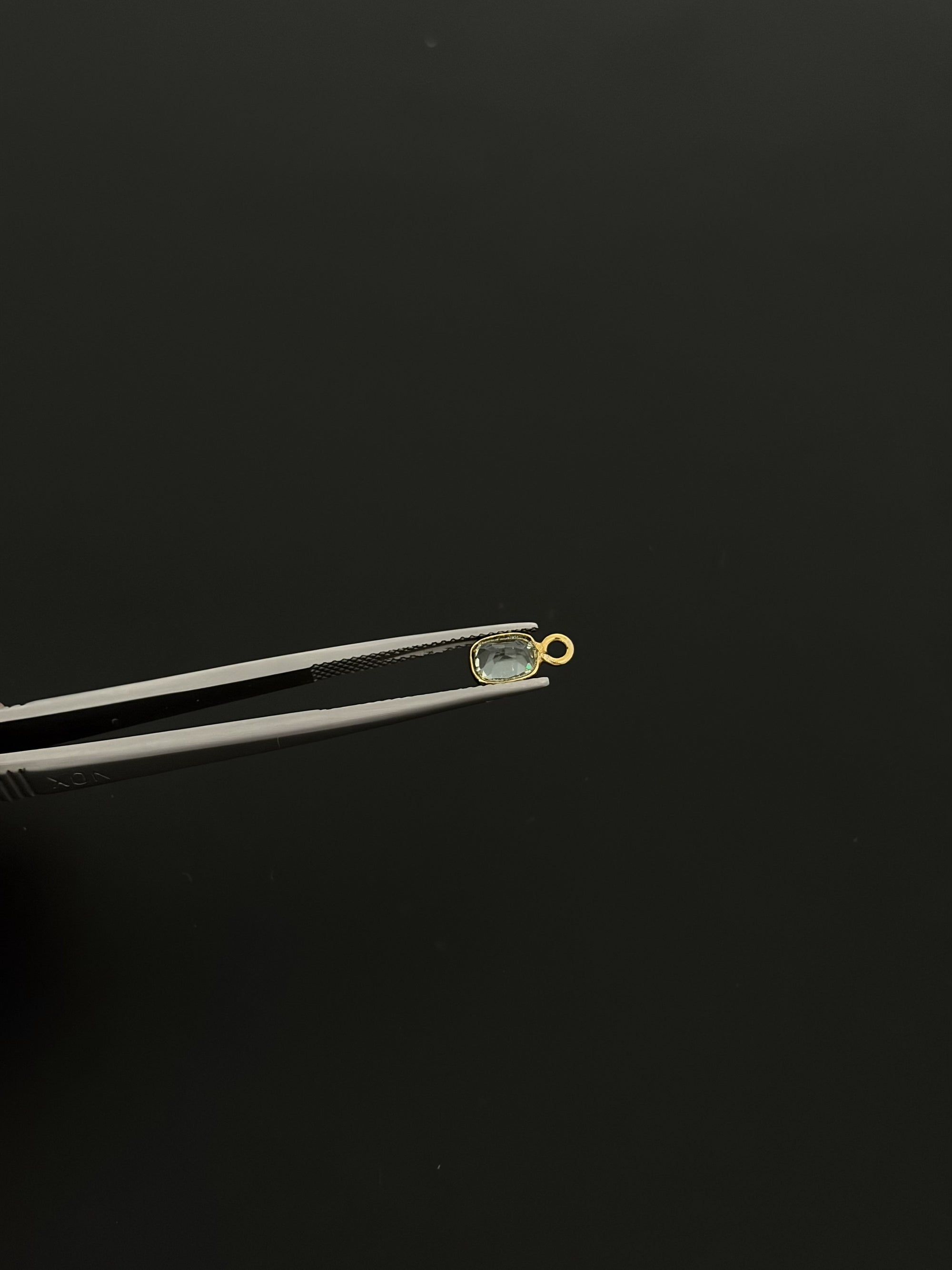 Tourmaline 18K Gold Filled Bezel 6x4 mm, Single Connector
