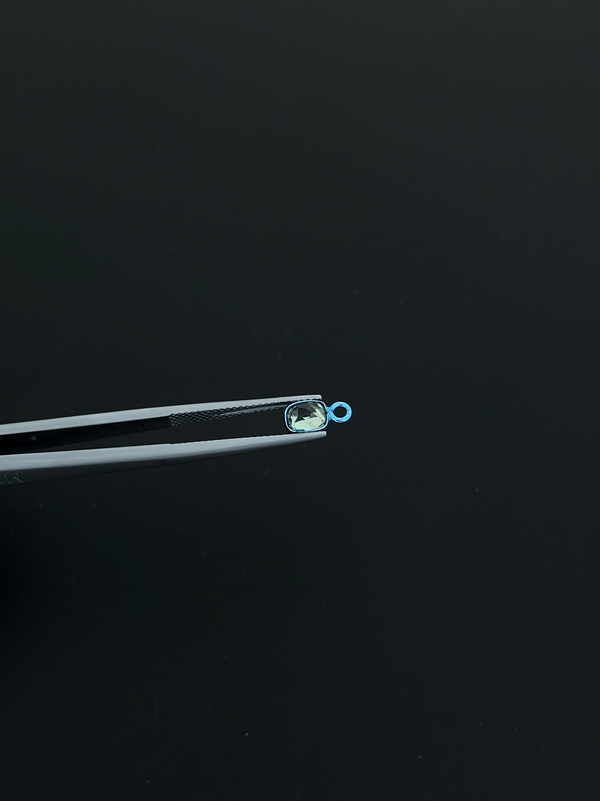 Tourmaline 18K Gold Filled Bezel 6x4 mm, Single Connector