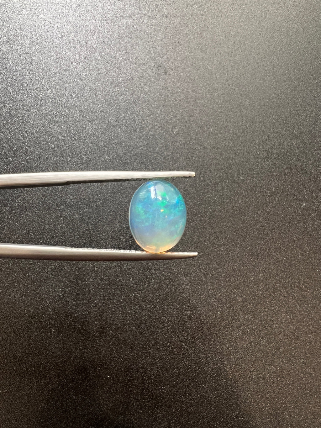 Ethiopian Opal 11x9 mm cabochon approximately 2.30 carat (GTG-OP-123)
