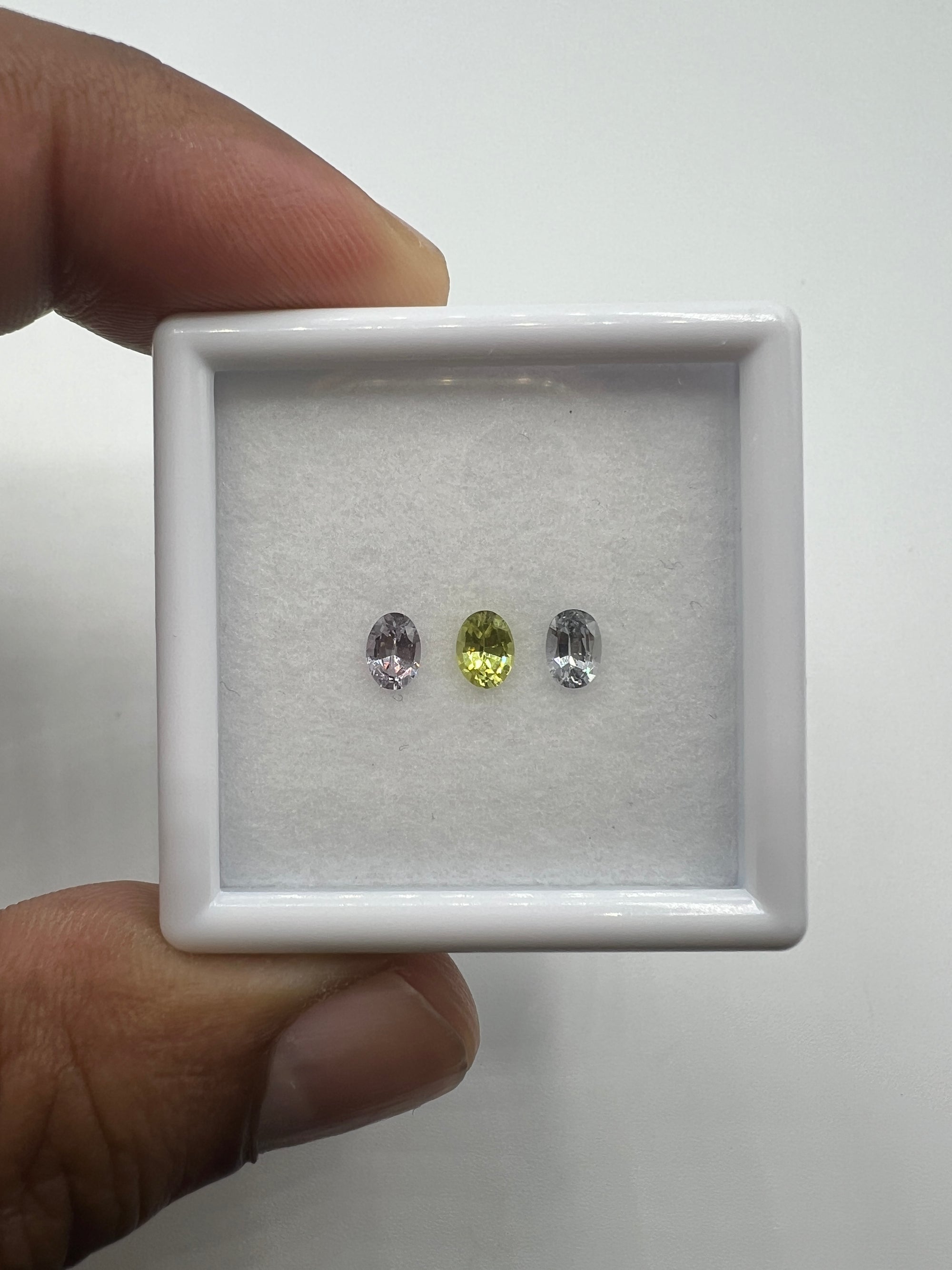 Natural unheated Fancy Sapphire  5x3.6mm approximately 1 .03carat, 3pcs  (GTG-FS-3)