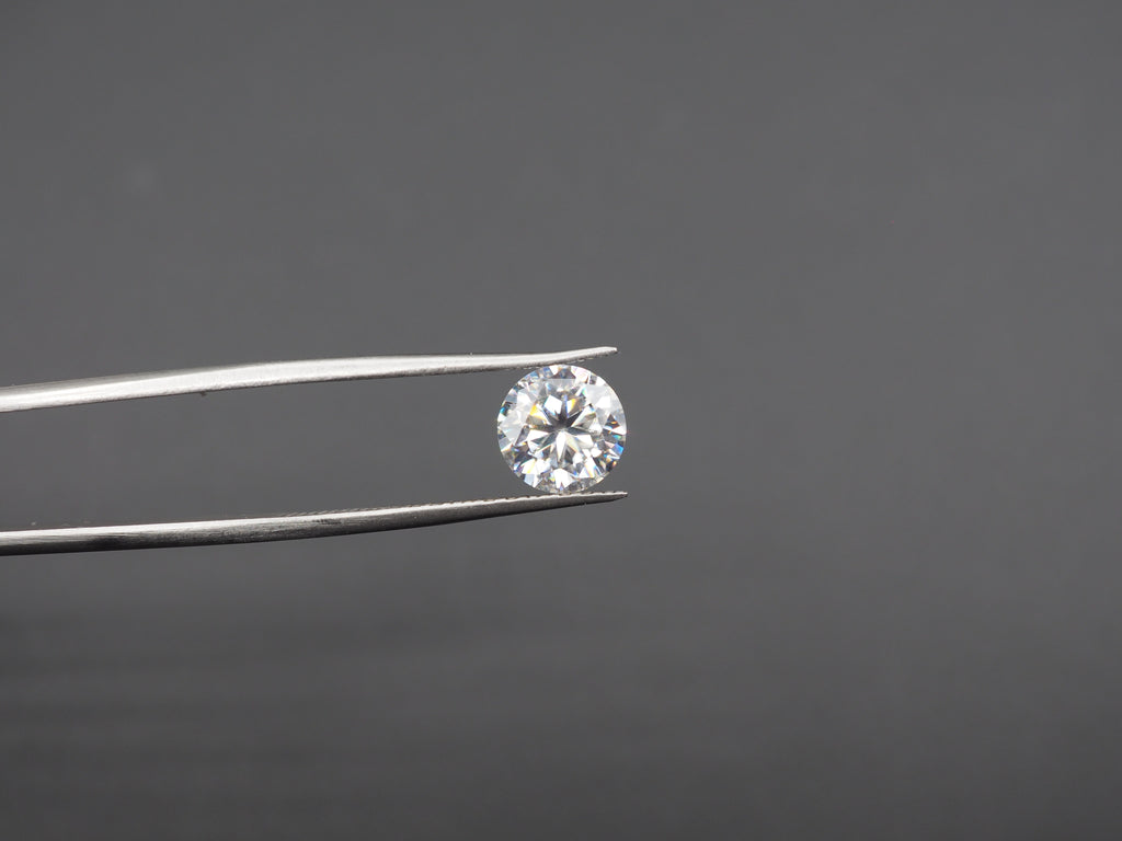 Moissanite Faceted 8 mm Single Piece Approximately 1.60 Carat (GTG-MO-39)