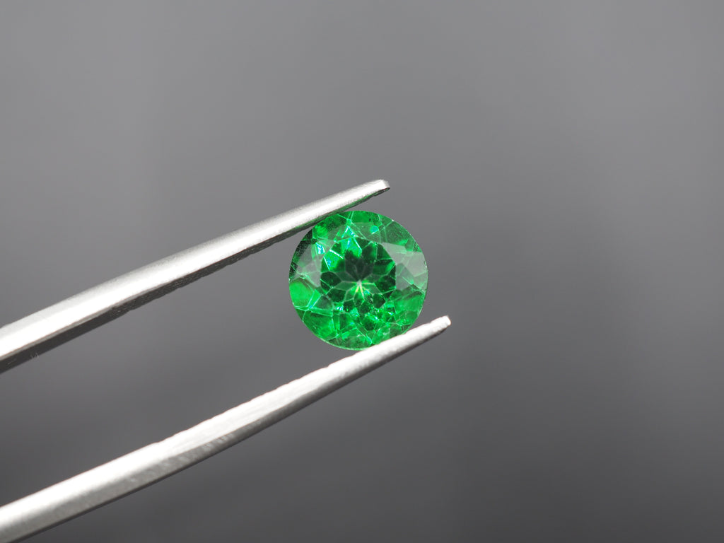 Green Topaz, Faceted Gemstone 8 mm