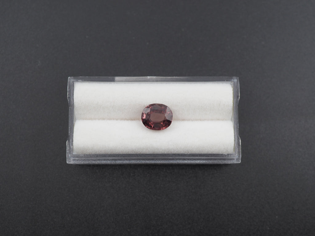 Color Change Garnet Faceted Oval 9.0 x 7.5 x 4.7 mm  Single Piece Approximately 2.80 Carat