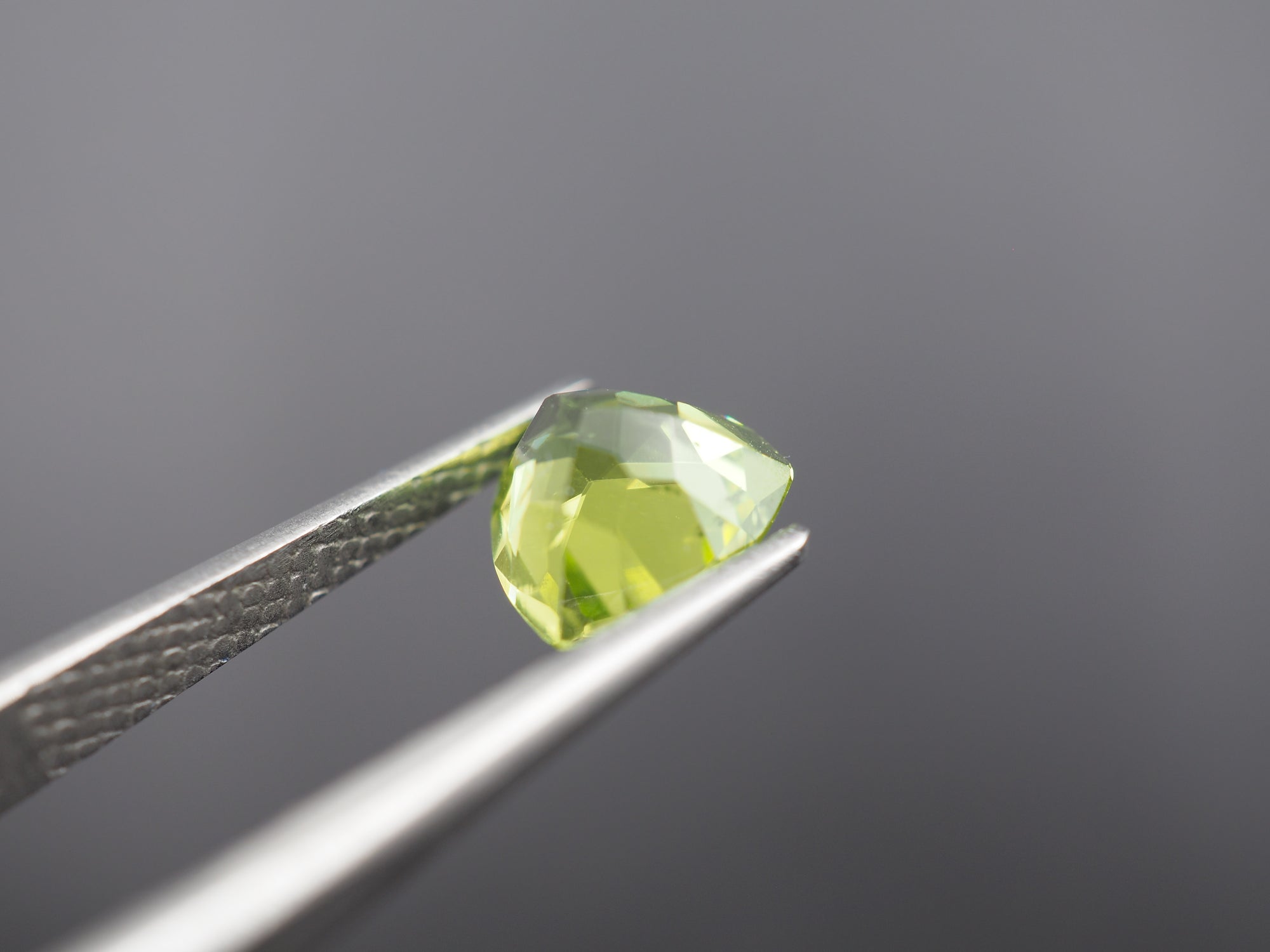 Peridot Faceted Gemstone, Trillion Shape 8x8 mm