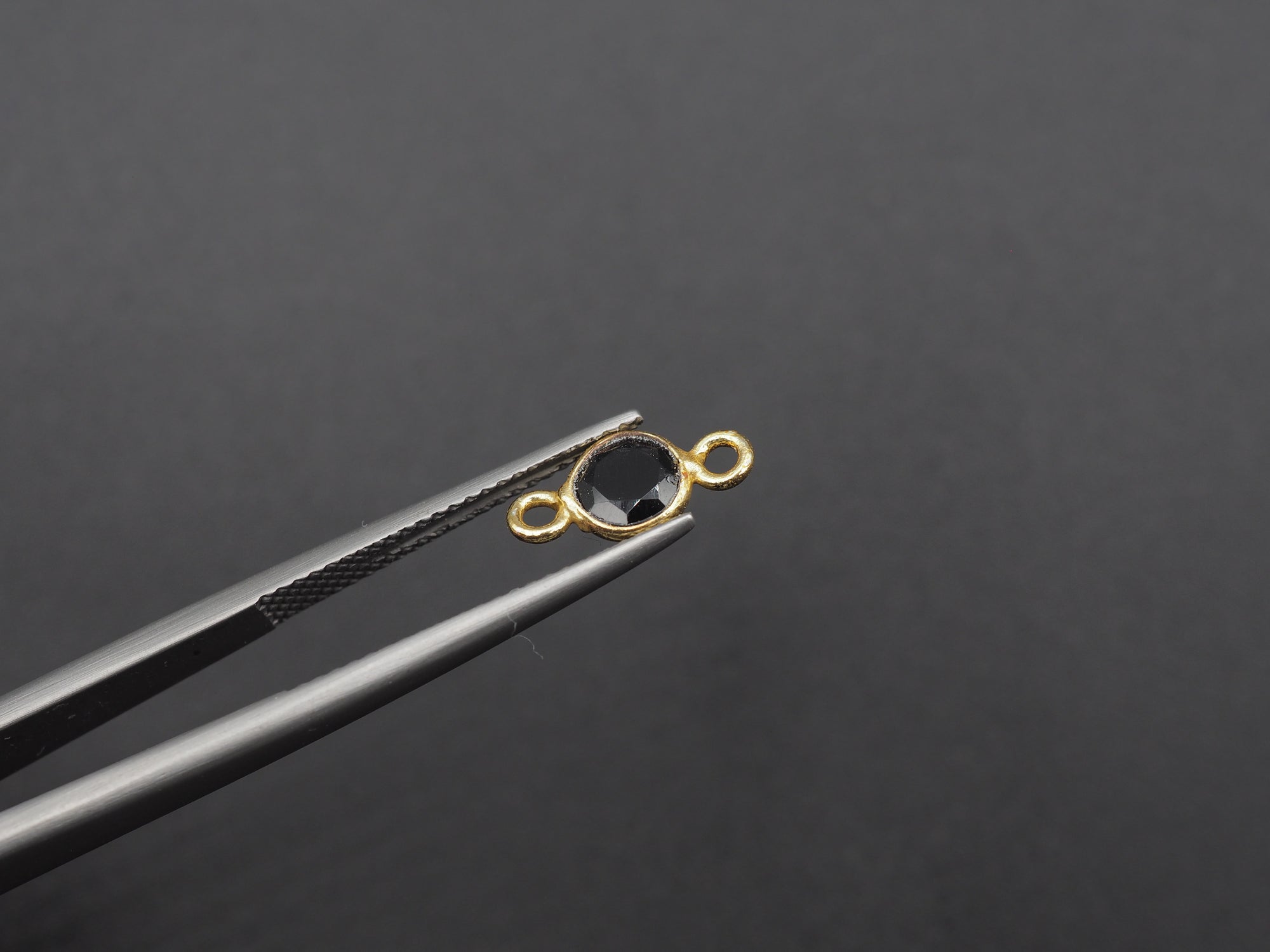 Black Onyx 18K Gold Filled Bezel 6 mm, Double Connector, Onyx Charm