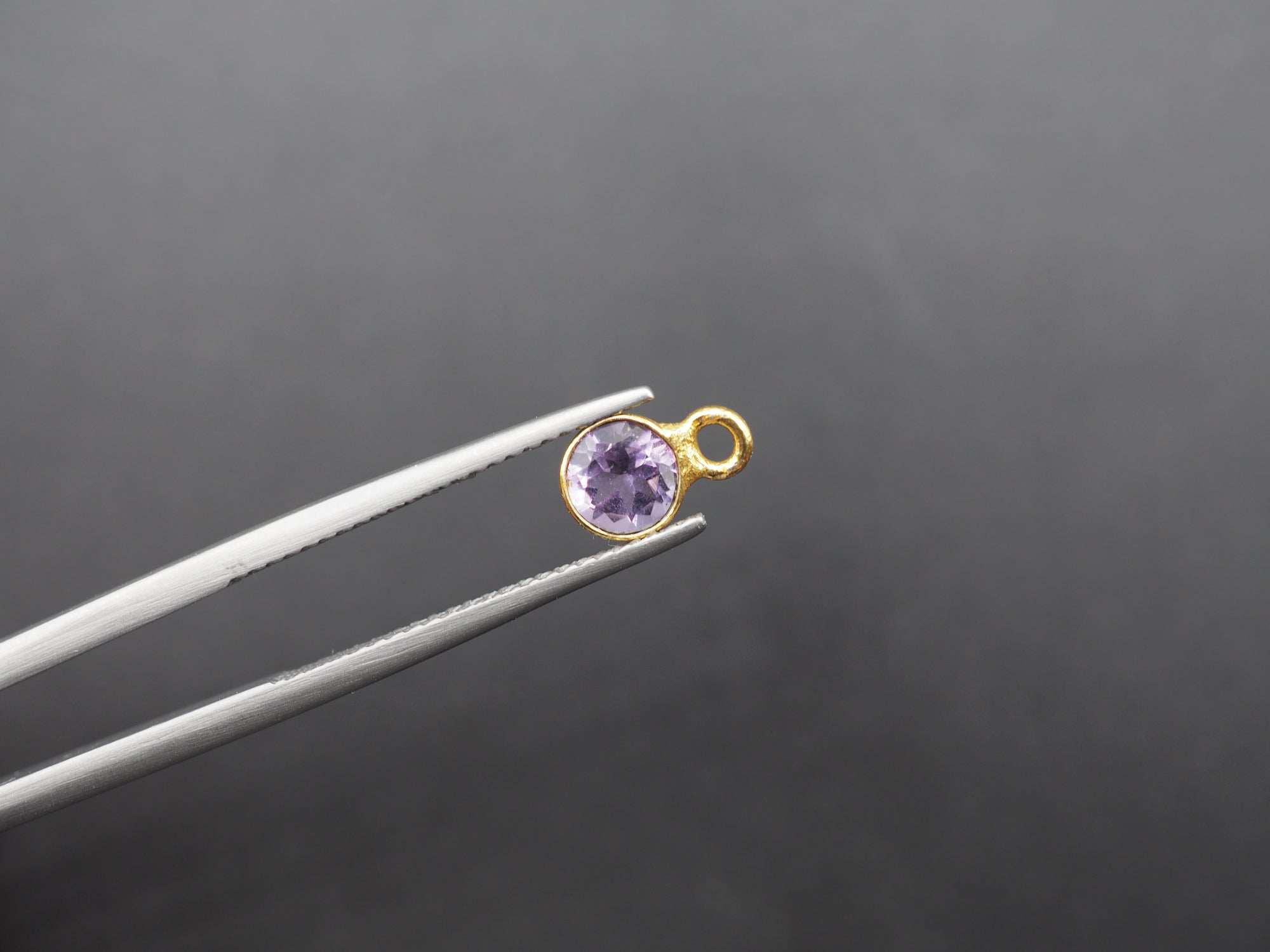 Amethyst 18K Gold Filled Bezel 5 mm, Single Connector, Amethyst Charm