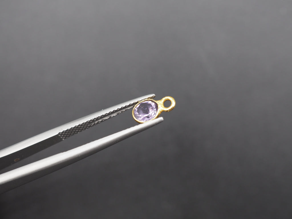 Amethyst 18K Gold Filled Bezel 5 mm, Single Connector, Amethyst Charm