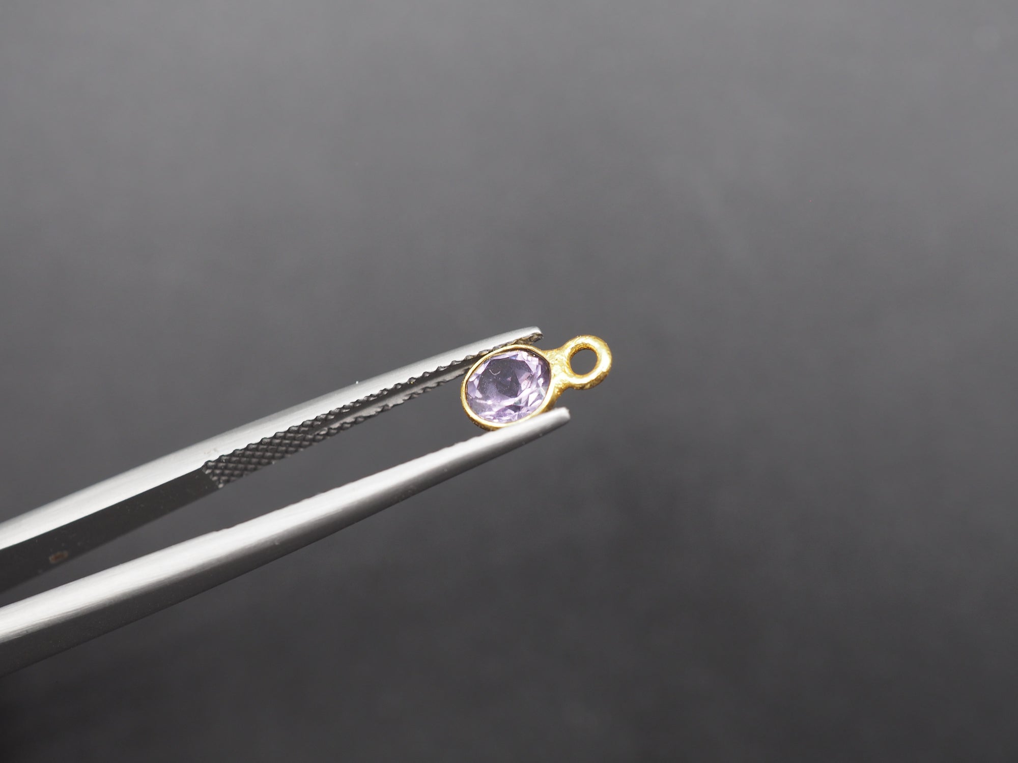 Amethyst 18K Gold Filled Bezel 5 mm, Single Connector, Amethyst Charm