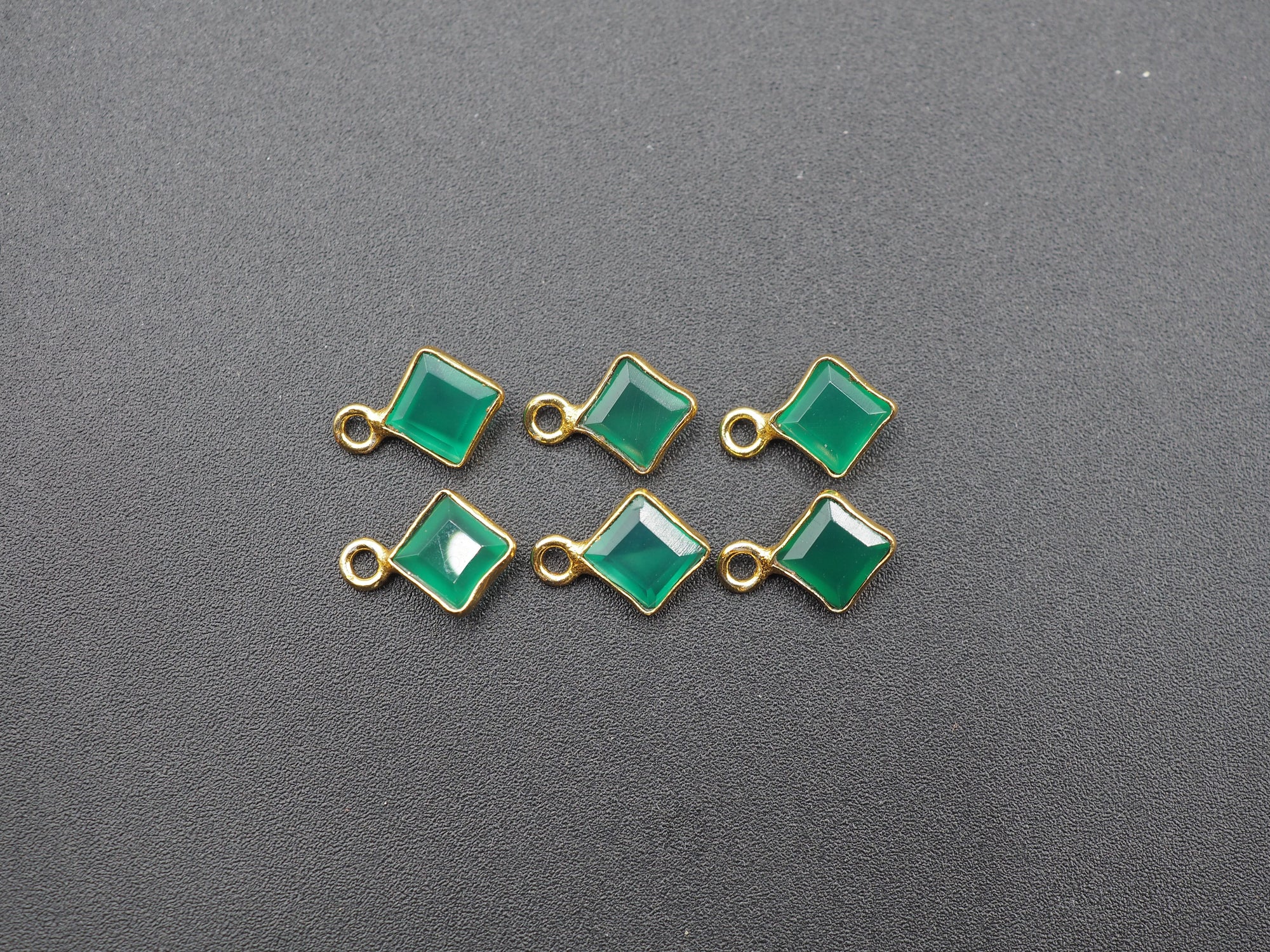 Green Onyx 18K Gold Filled Bezel 6x6 mm, Single Connector Onyx Charm
