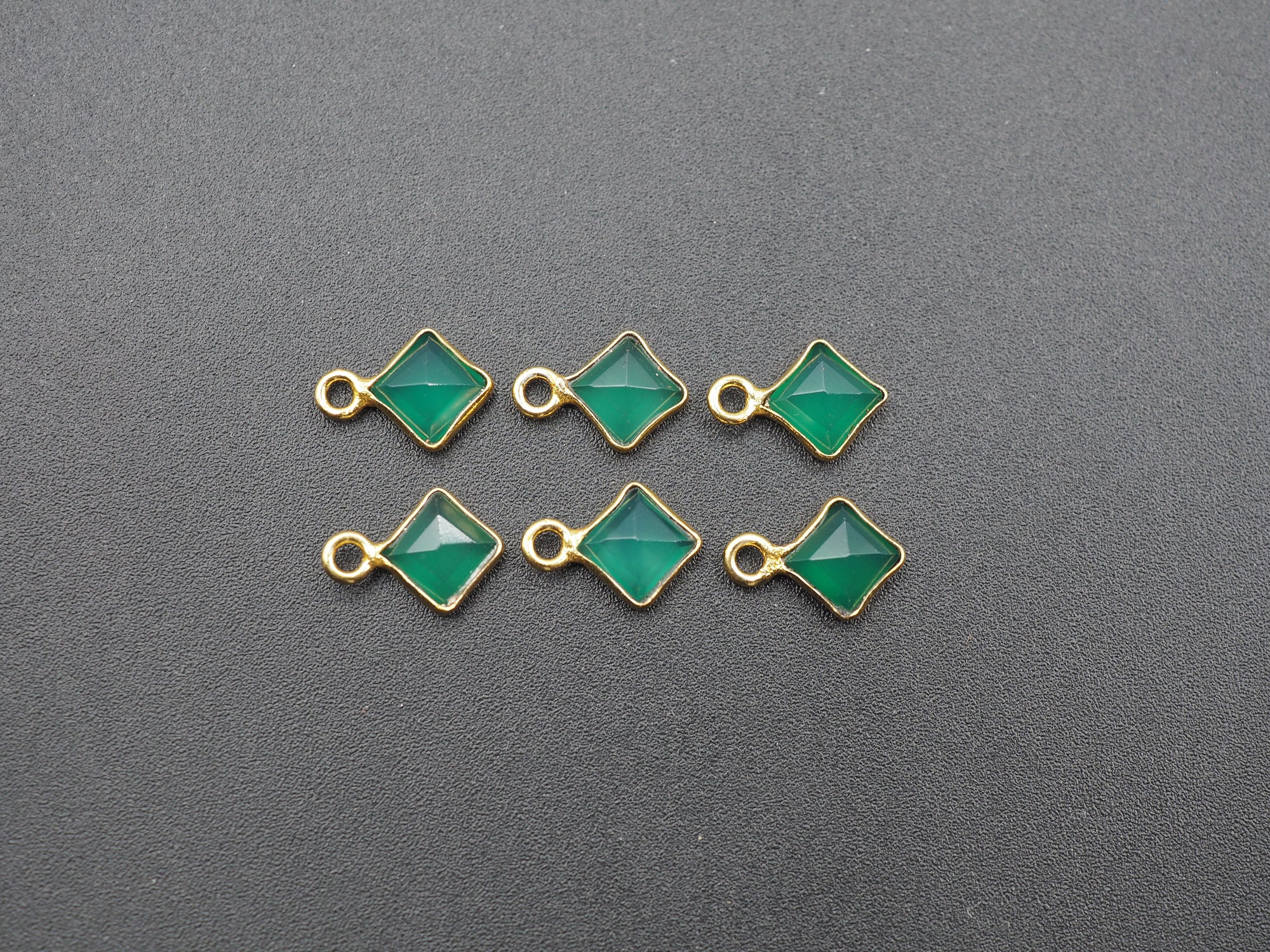 Green Onyx 18K Gold Filled Bezel 6x6 mm, Single Connector Onyx Charm