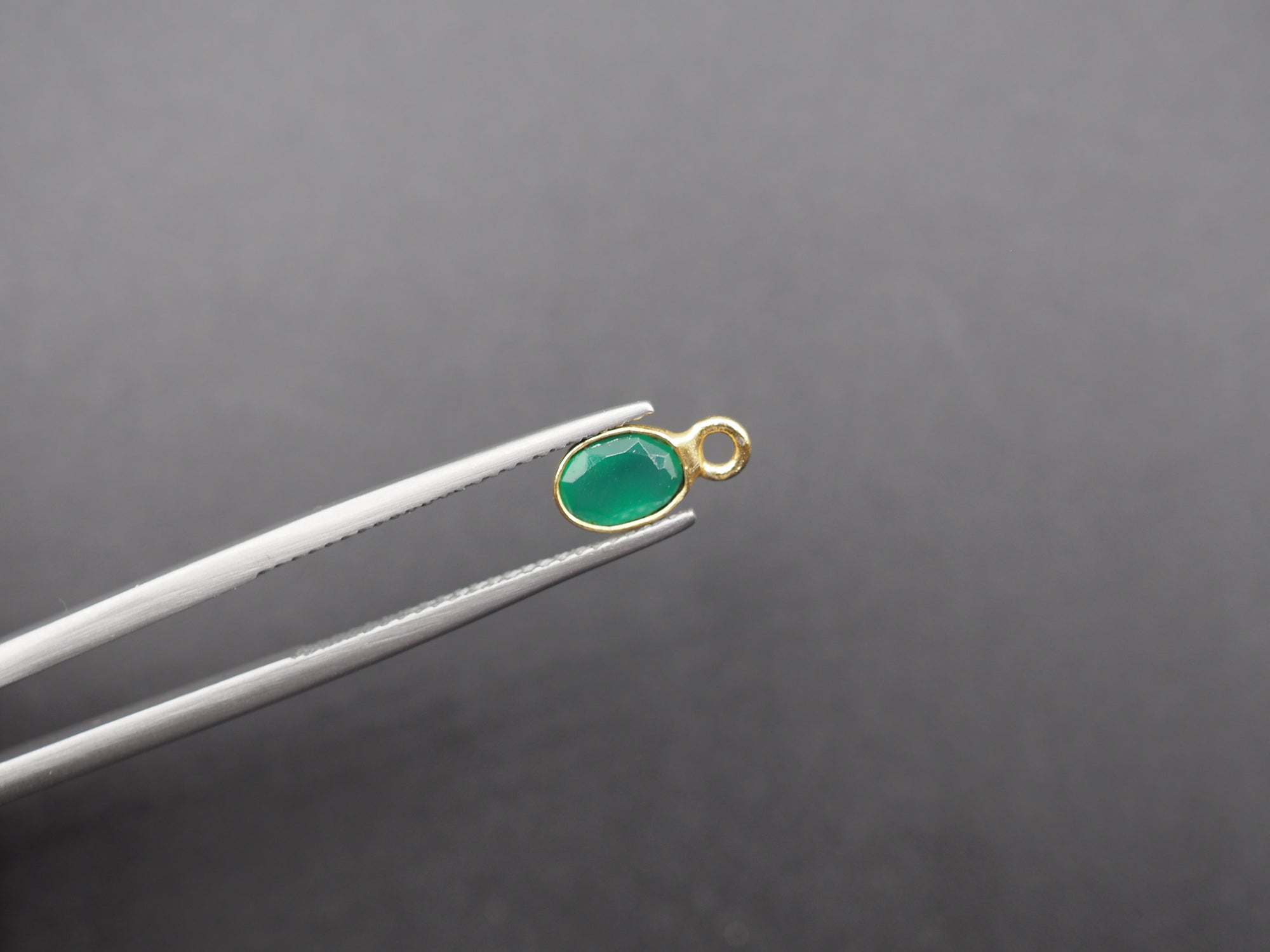 Green Onyx 18K Gold Filled Bezel 6x4 mm, Single Connector Onyx Charm