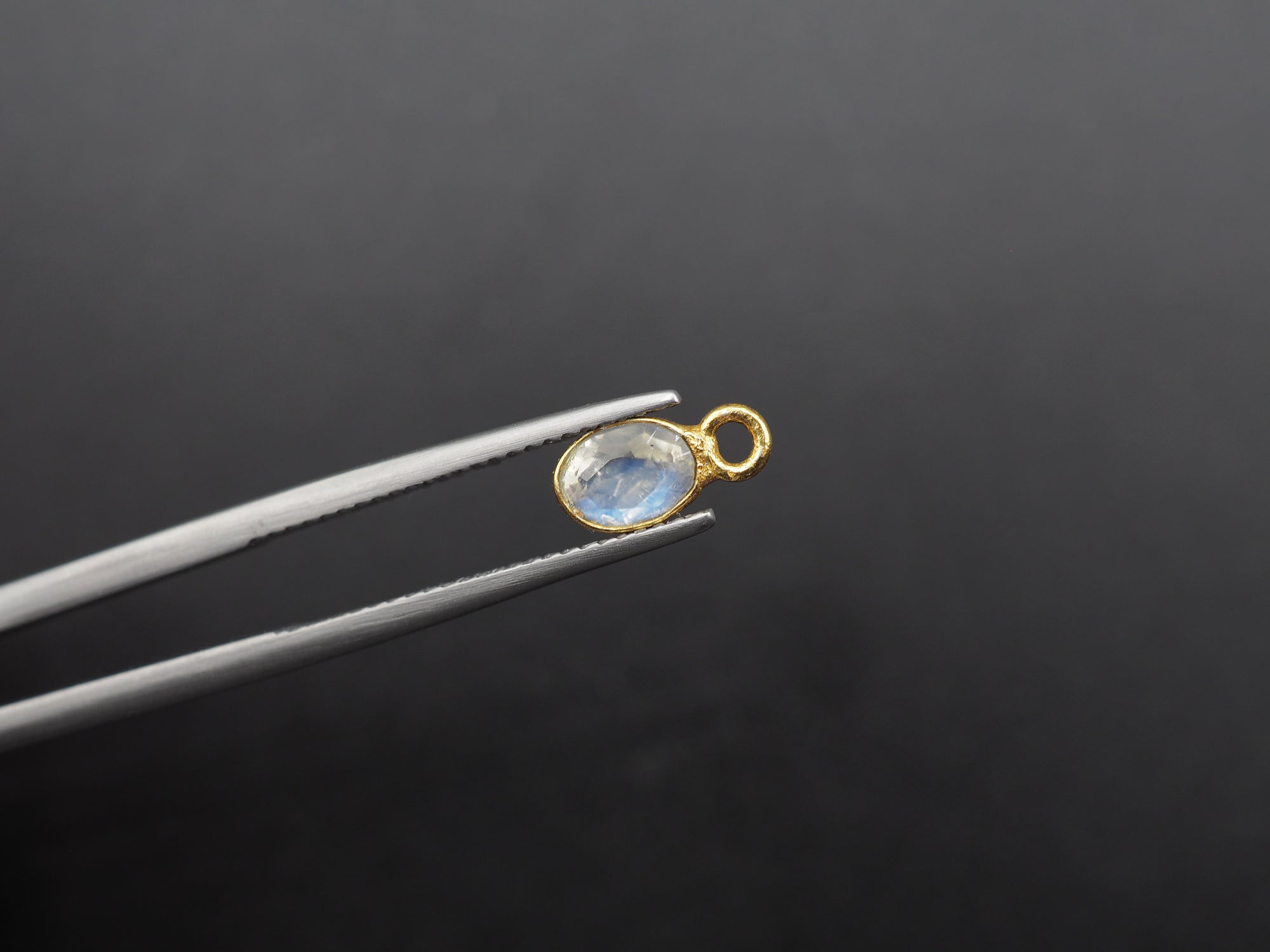 Rainbow Moonstone 18K Gold Filled Bezel 6x4 mm, Single Connector, Rainbow Moonstone Charm