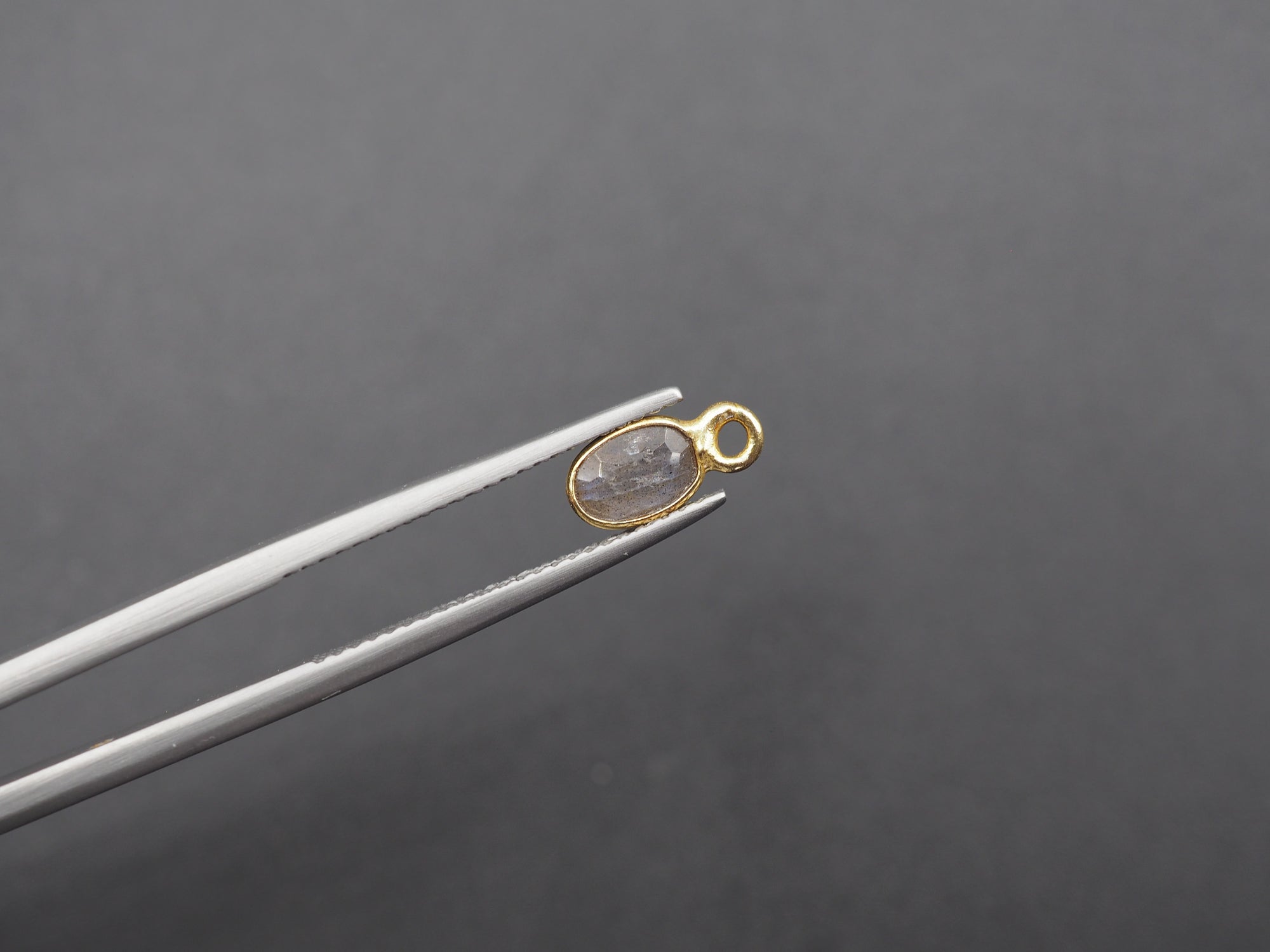 Labradorite 18K Gold Filled Bezel 6x4 mm, Single Connector, Labradorite Charm