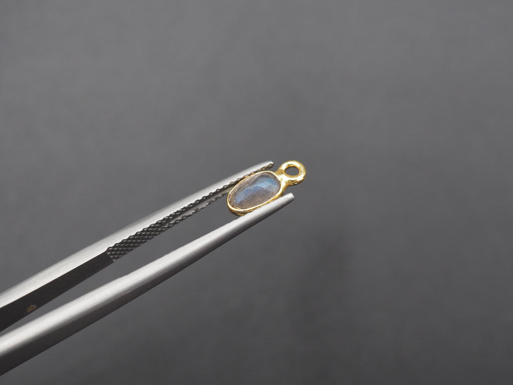 Labradorite 18K Gold Filled Bezel 6x4 mm, Single Connector, Labradorite Charm