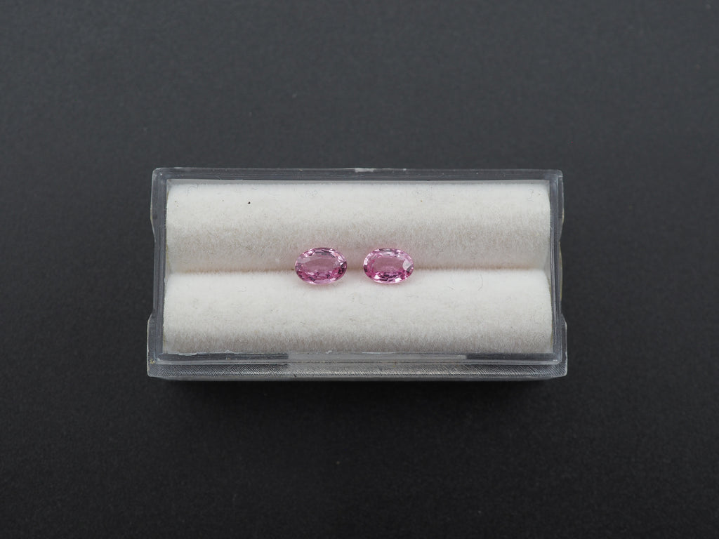 Pink Sapphire Faceted  Oval Shape 6 x 4.5 x 2.8 mm Matching Pair Approximately 1.27 Carat