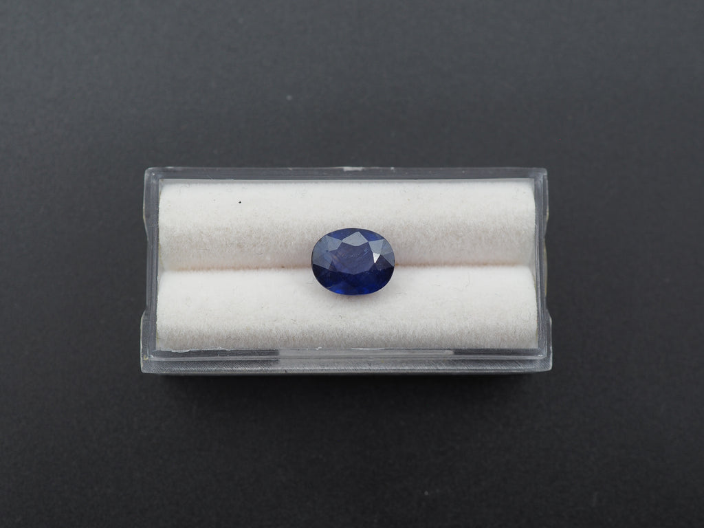 Blue Sapphire Faceted  Oval Shape 10x8 mm Single Piece  Approximately 3.99 Carat