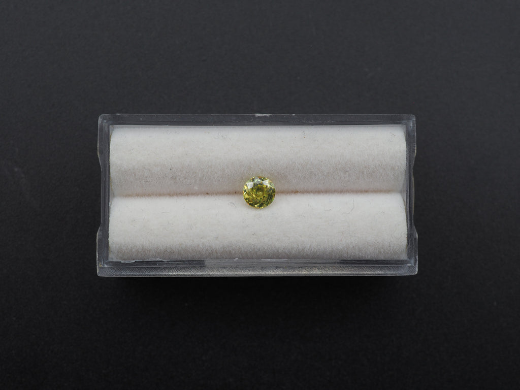 Sphene Faceted Round Shape 5mm Approximately 0.47 carat