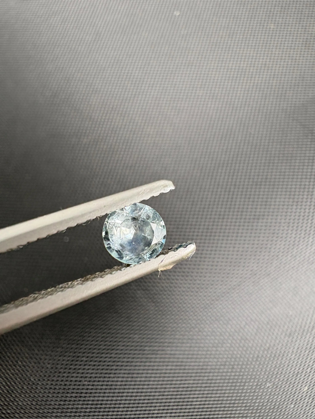 Montana Sapphire Faceted Round Shape 5.5mm Single Piece Approximately 0.70 Carat