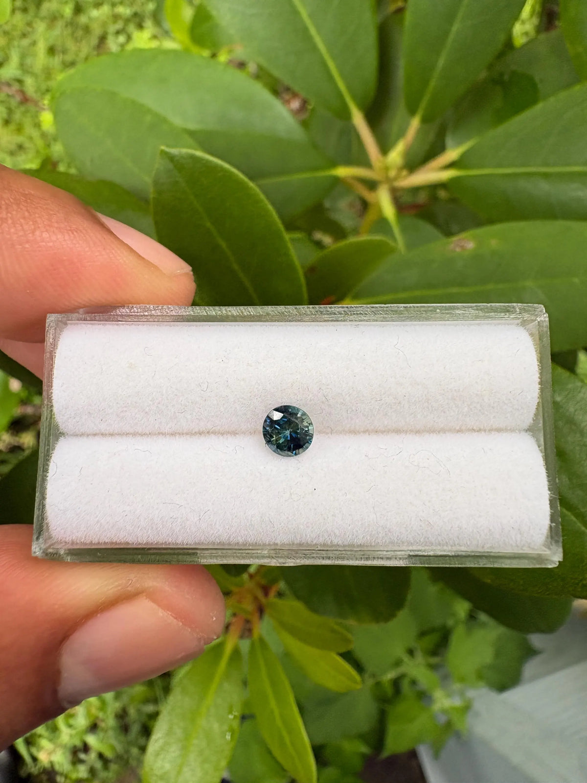 Montana Sapphire Faceted Round Shape 4.8mm Single Piece Approximately 0.48 Carat