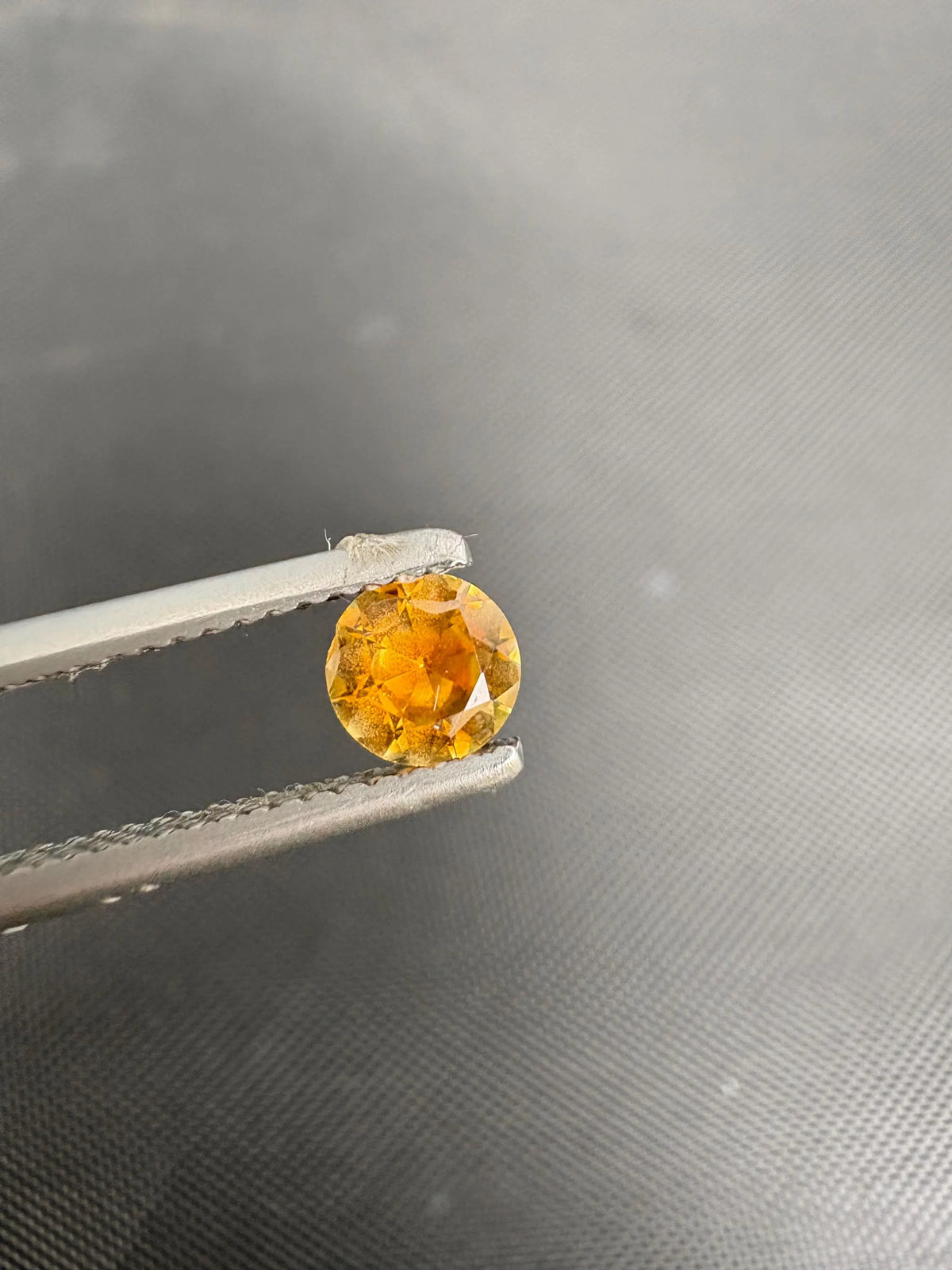 Montana Sapphire Faceted Round Shape 5.2mm Single Piece Approximately 0.58 Carat