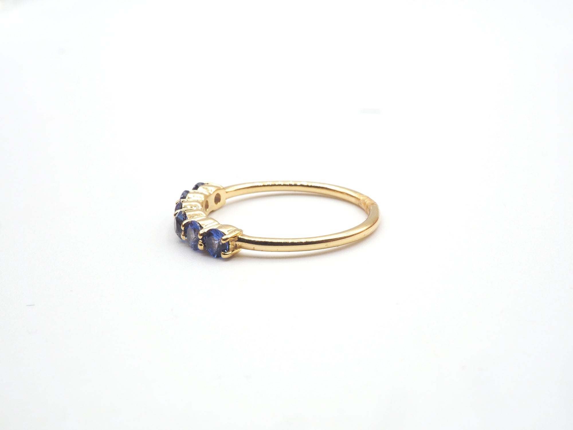18K Yellow Gold  Blue Sapphire Ring