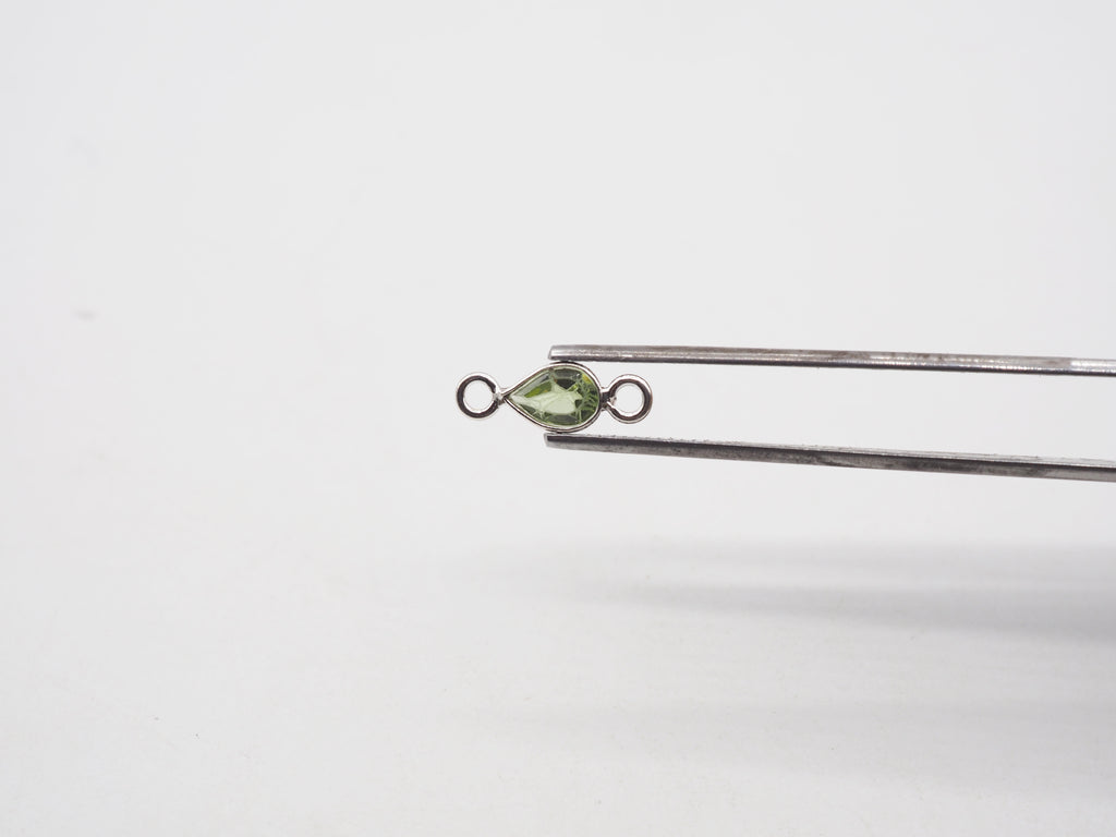 6x5mm Peridot Silver Bezel, Double Connector, Peridot teardrop  Bezel, Peridot Charm