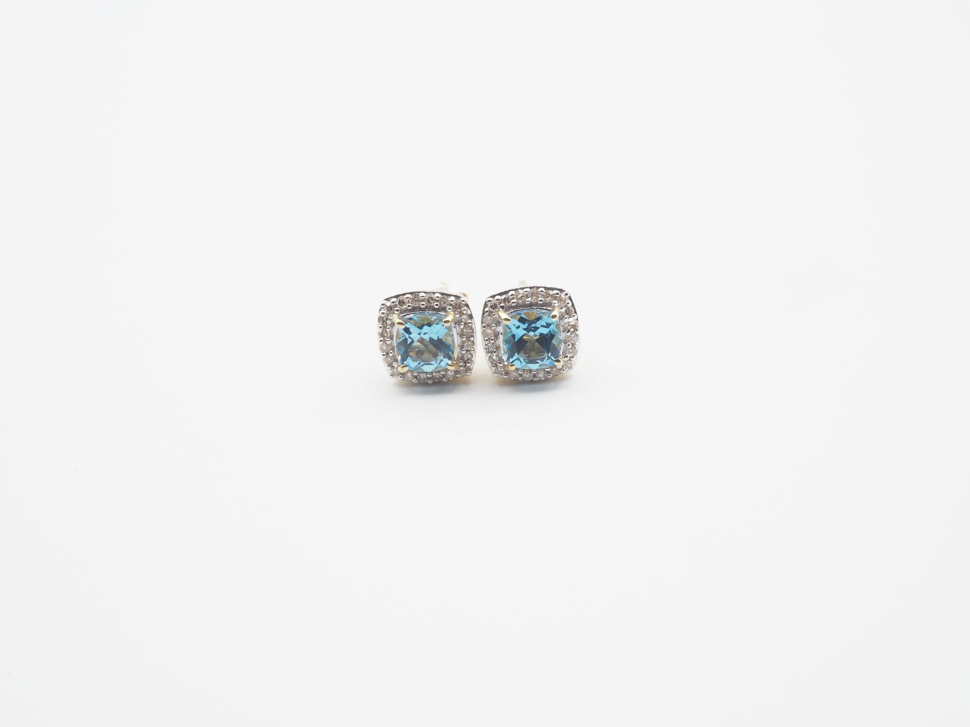 10K Yellow Gold and Diamond Blue Topaz Stud