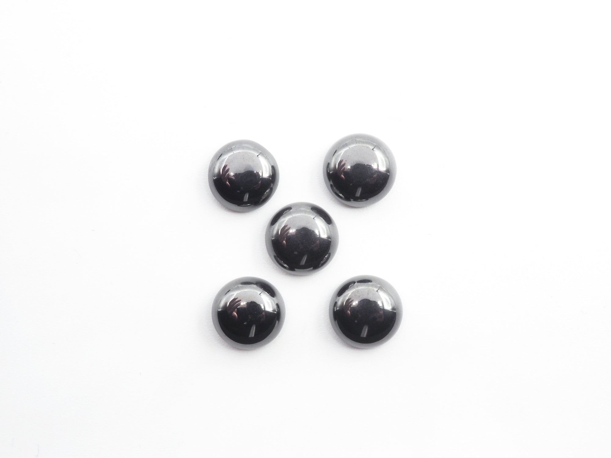 Hematite Round Cabs 9mm, Approximately 24.21 Carat