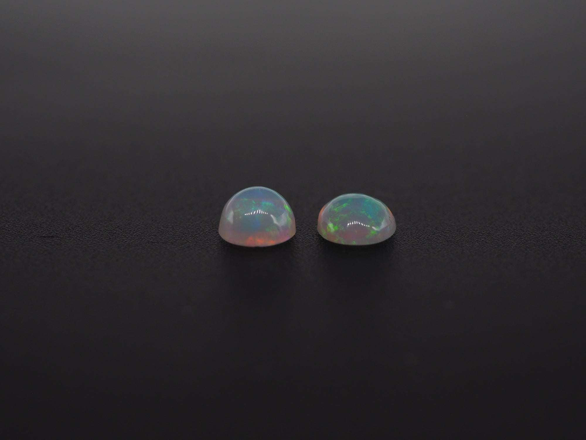 Ethiopian Opal Oval Shape 8x6 mm  Approximately 1.48 Carat , 2 Pieces (GTG-OP-168)