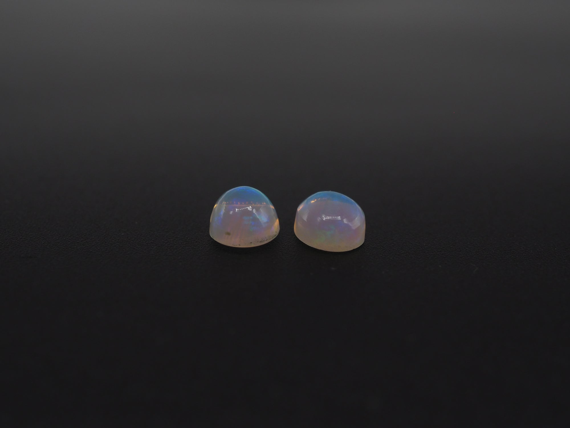 Ethiopian Opal Oval Shape 8x6 mm  Approximately 1.73 Carat , 2 Pieces (GTG-OP-169)