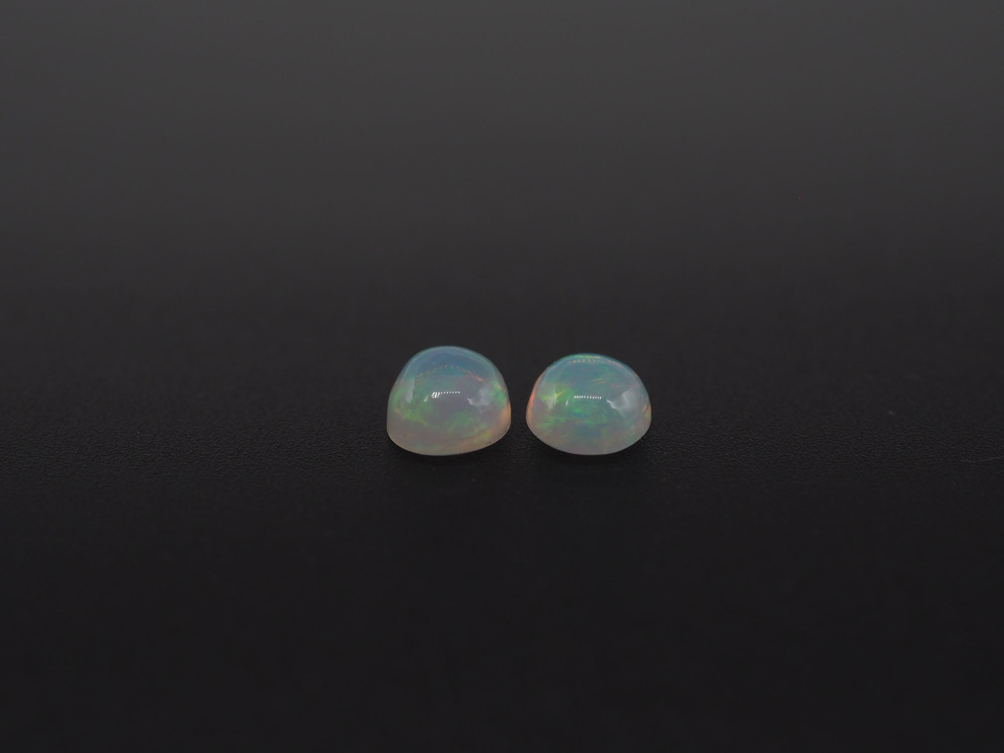Ethiopian Opal Oval Shape 8x6 mm  Approximately 1.80 Carat , 2 Pieces (GTG-OP-175)