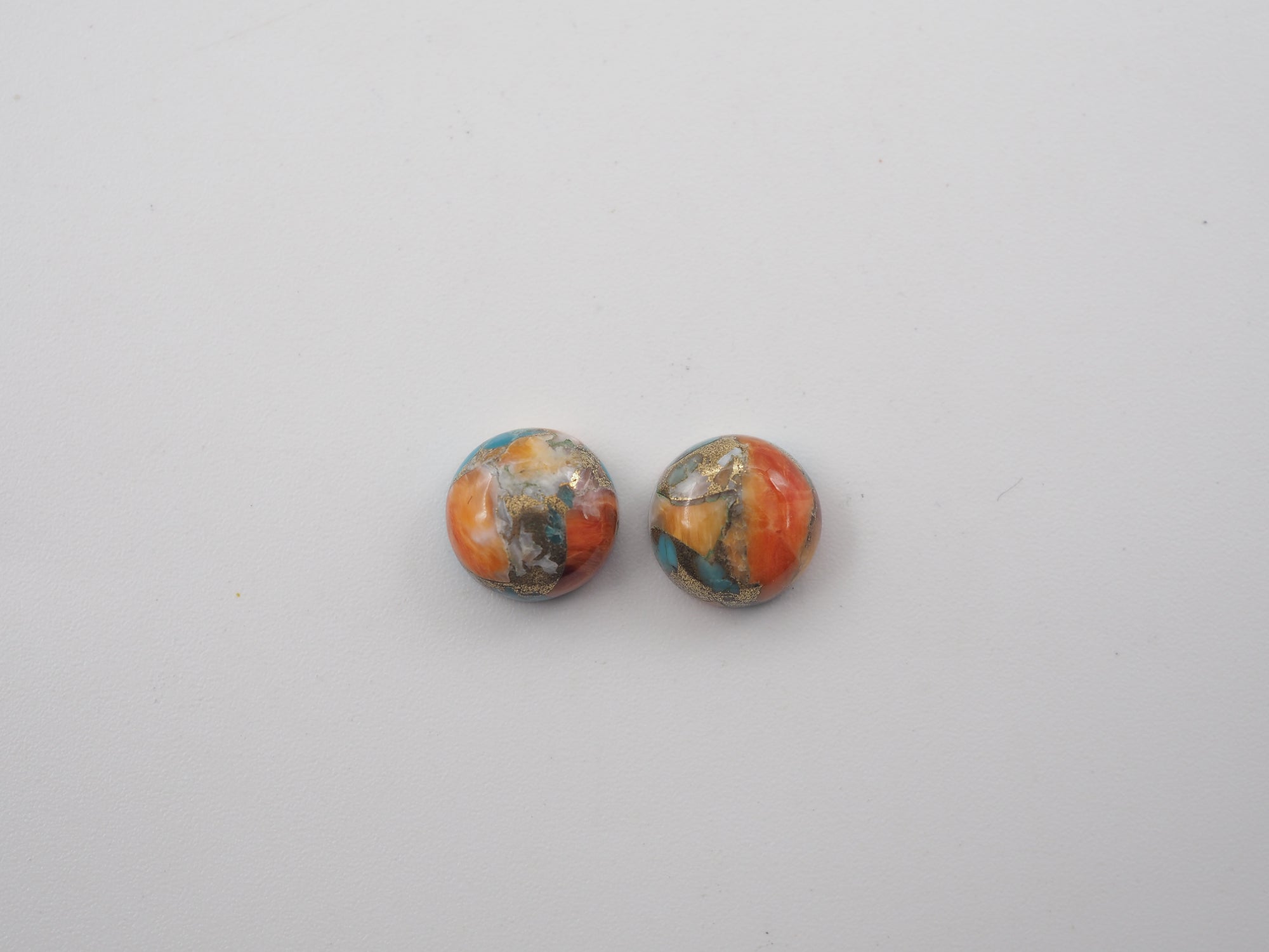 Oyster Copper Turquoise Cabochon Round 9 mm Approximately 7 Carat (GTG-OT-37)