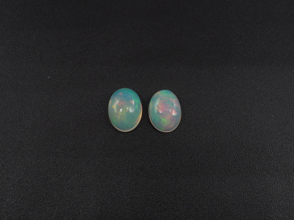 Ethiopian Opal Oval Shape 8x6 mm  Approximately 1.79 Carat , 2 Pieces (GTG-OP-179)