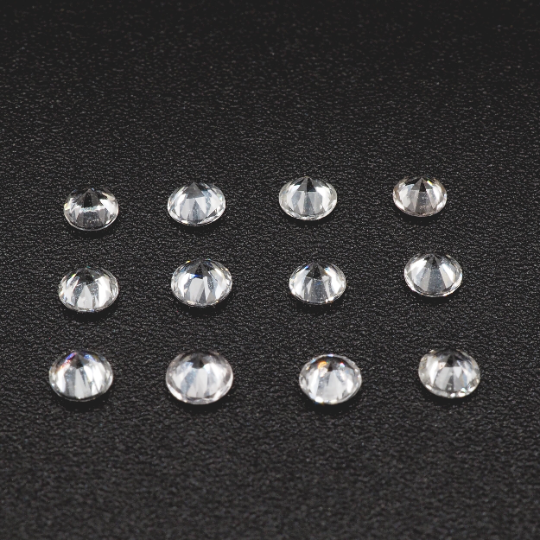 White Sapphire Round Shape 2.6 mm Approximately 0.94 Carat
