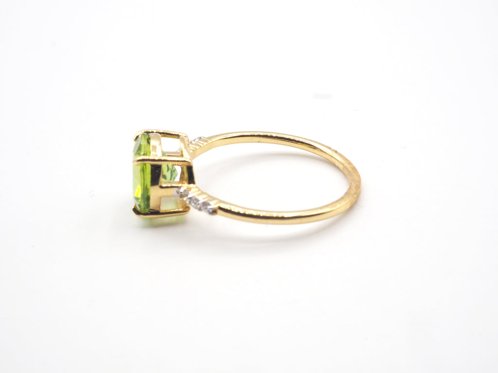 18K Yellow Gold Peridot with Diamond Ring ( BR 1659)