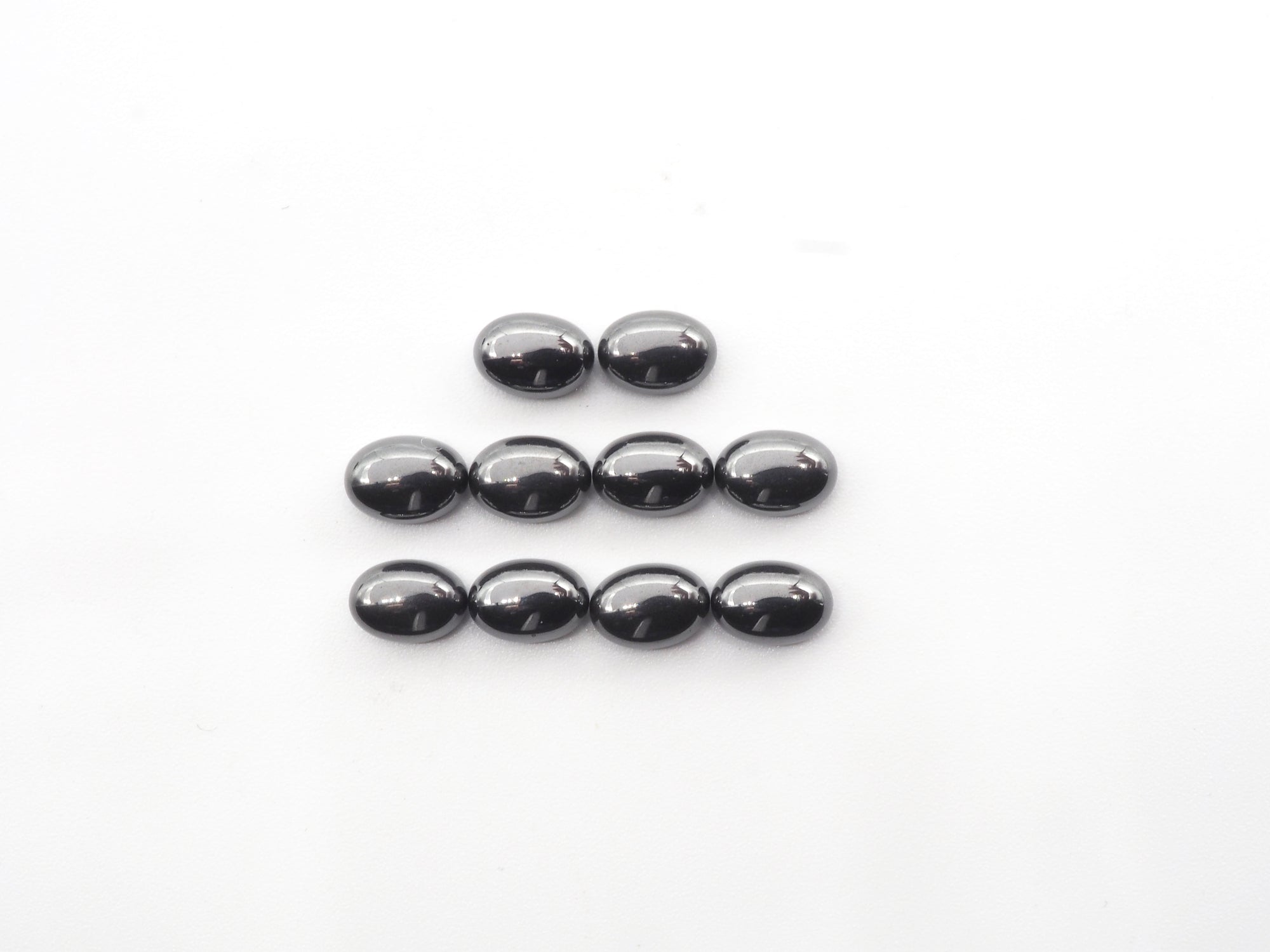 Hematite Oval  Cabs 7x5mm, Approximately 16.41 Carat
