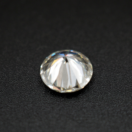 Loose Moissanite Round Shape 8.2 x 5.0 mm Single Piece Approximately 2.06 Carat