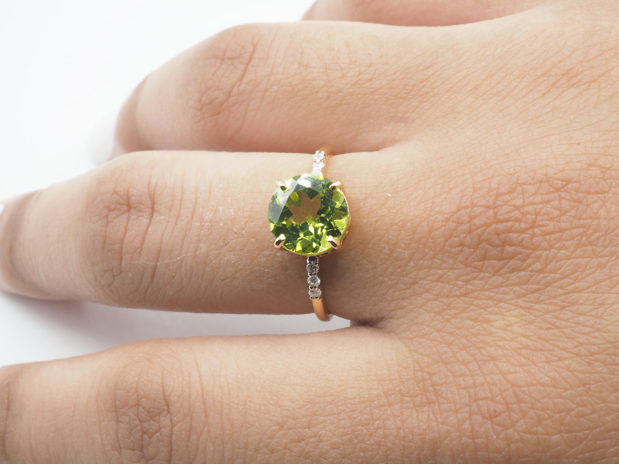 18K Yellow Gold Peridot with Diamond Ring ( BR 1659)