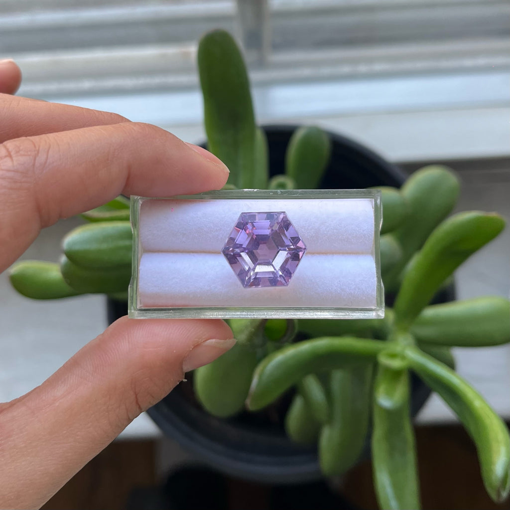 Natural fancy shaped  Lavender Faceted Amethyst 14mm Single piece Approximately 15.8 Carat